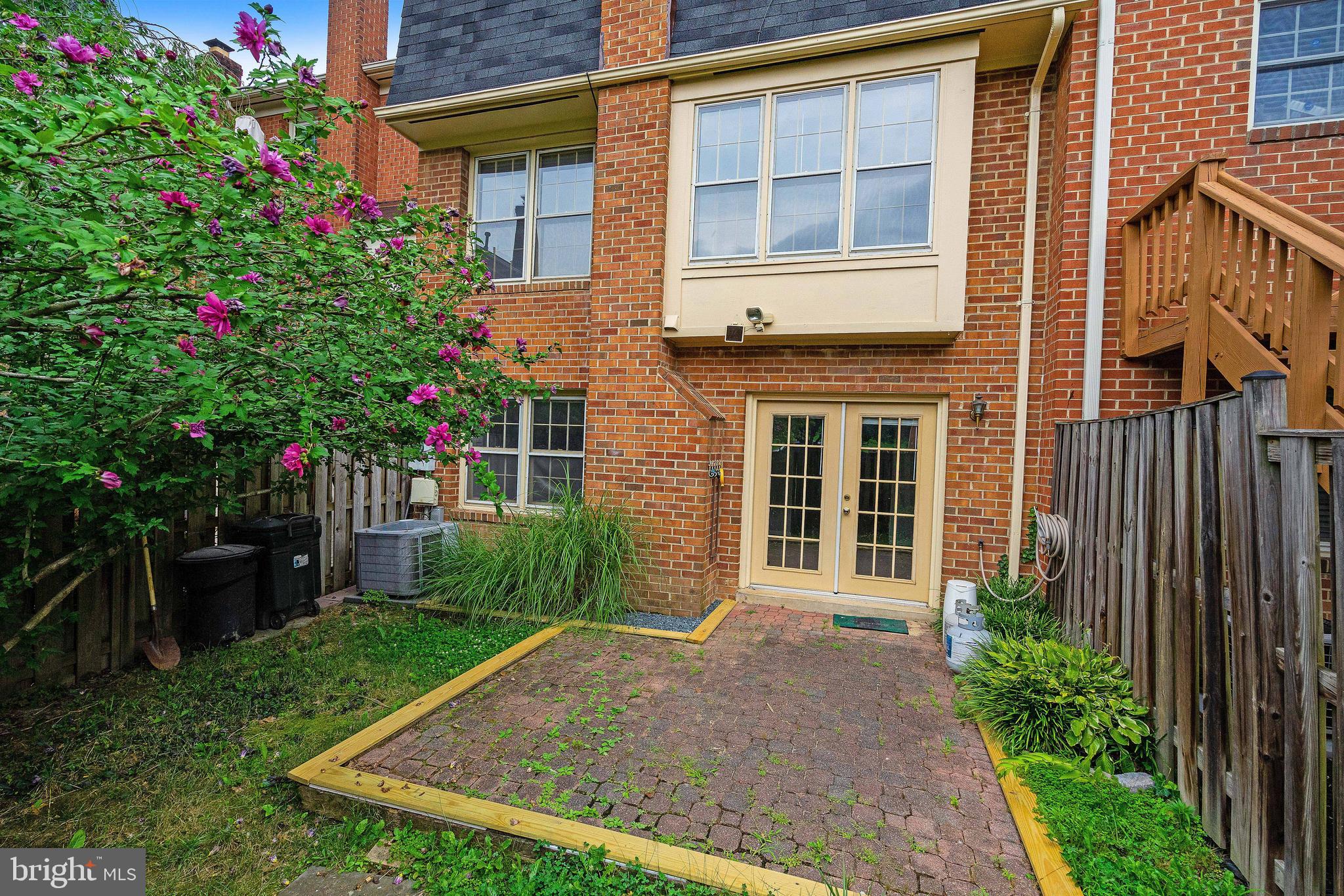 CONCORD VILLAGE - Residential Lease