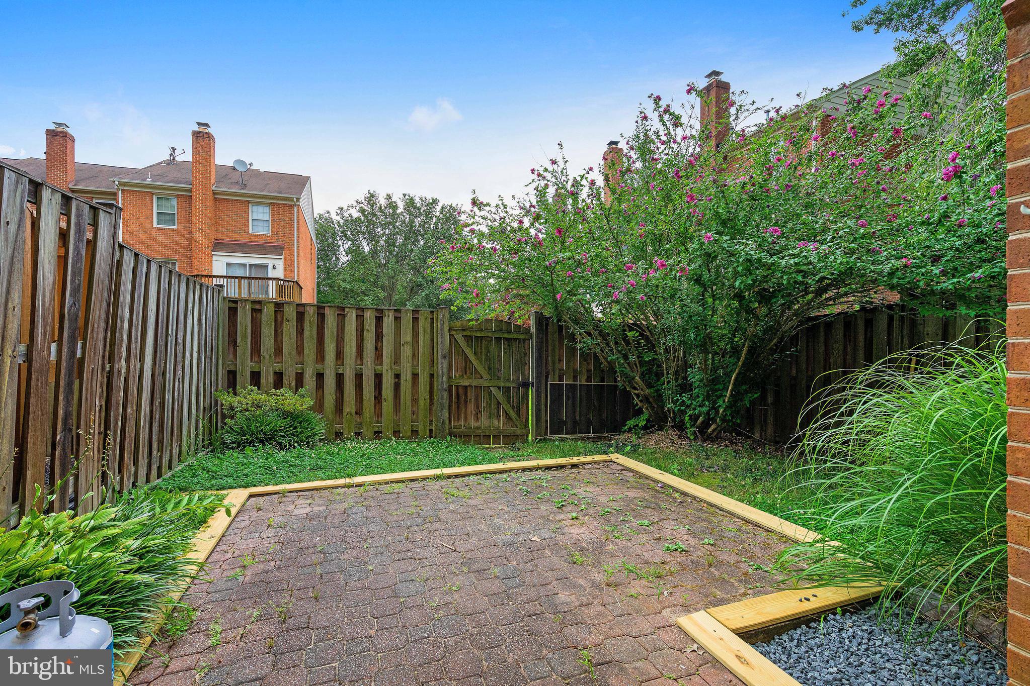 CONCORD VILLAGE - Residential Lease