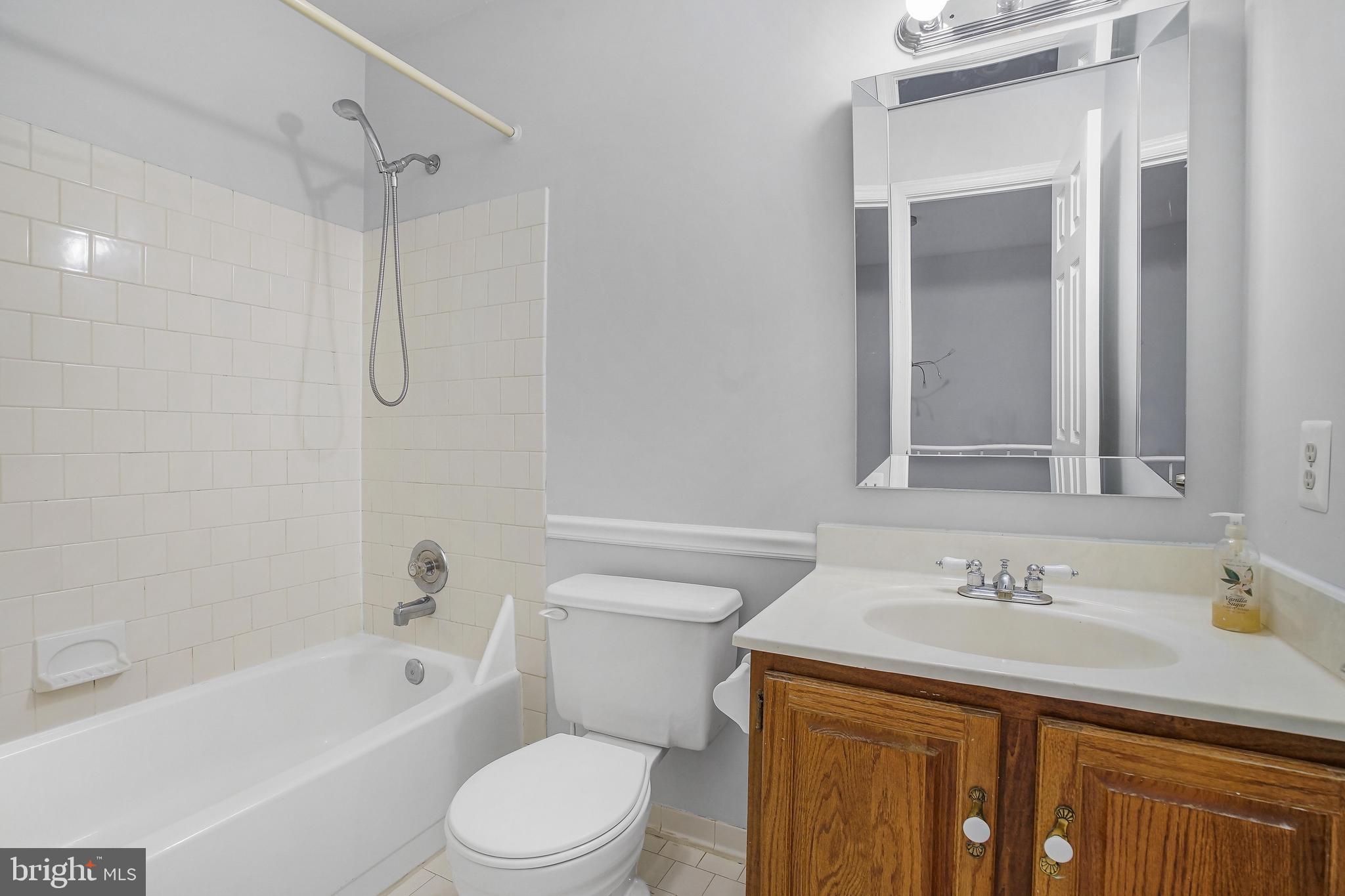 CONCORD VILLAGE - Residential Lease