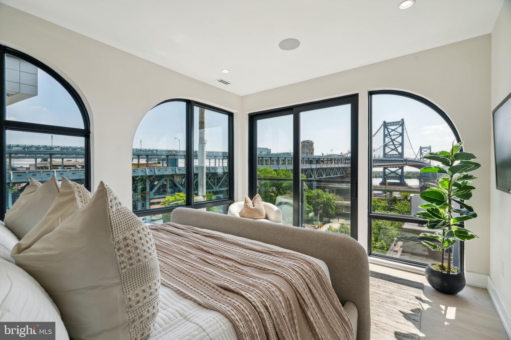 OLD CITY - Residential