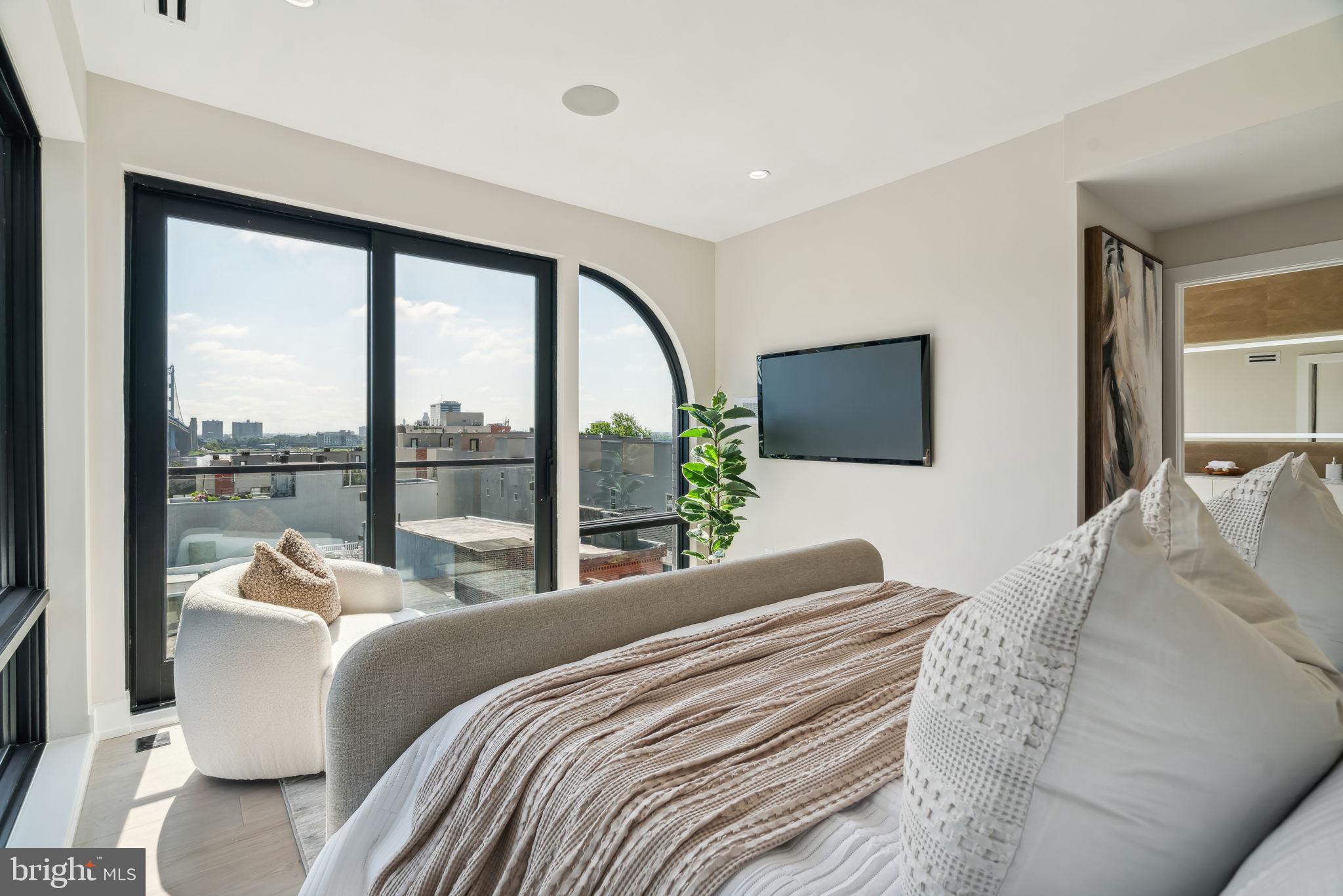 OLD CITY - Residential