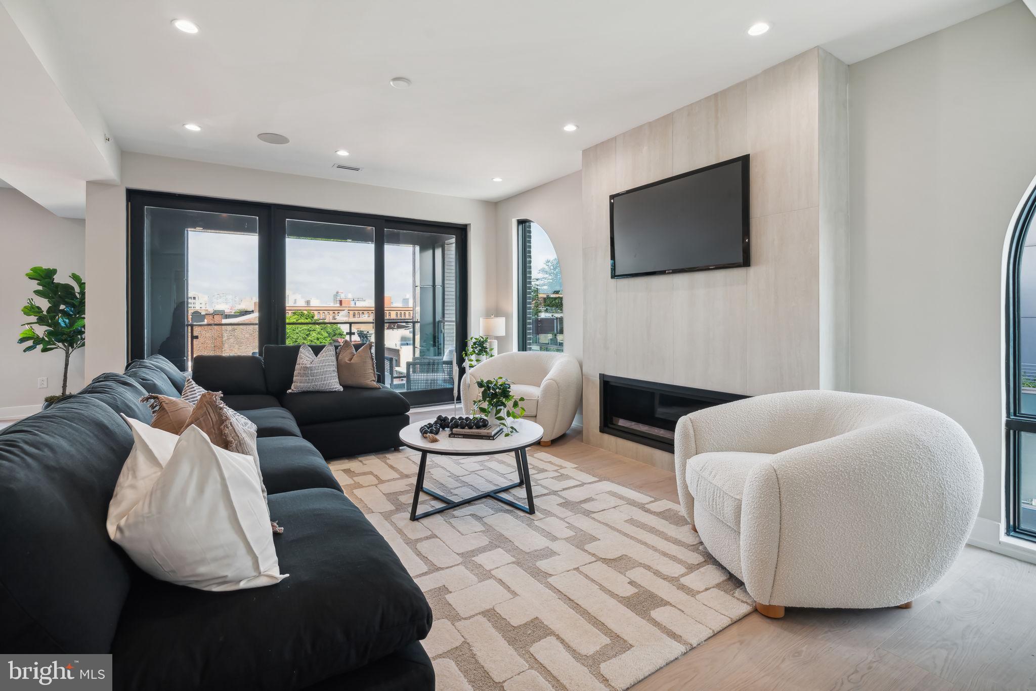 OLD CITY - Residential