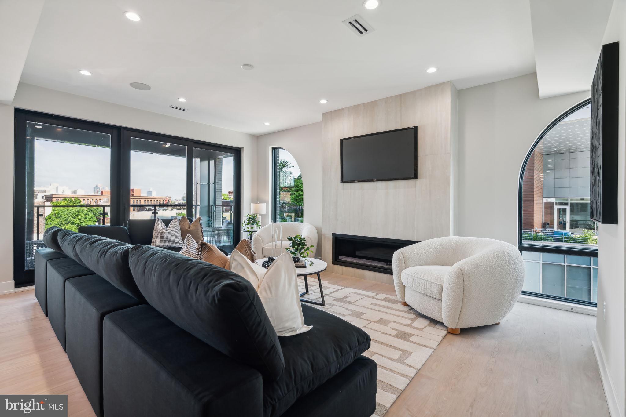 OLD CITY - Residential