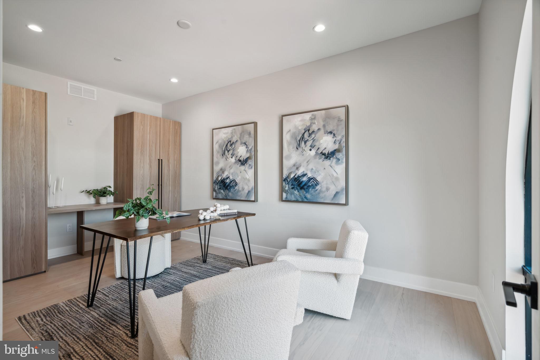 OLD CITY - Residential