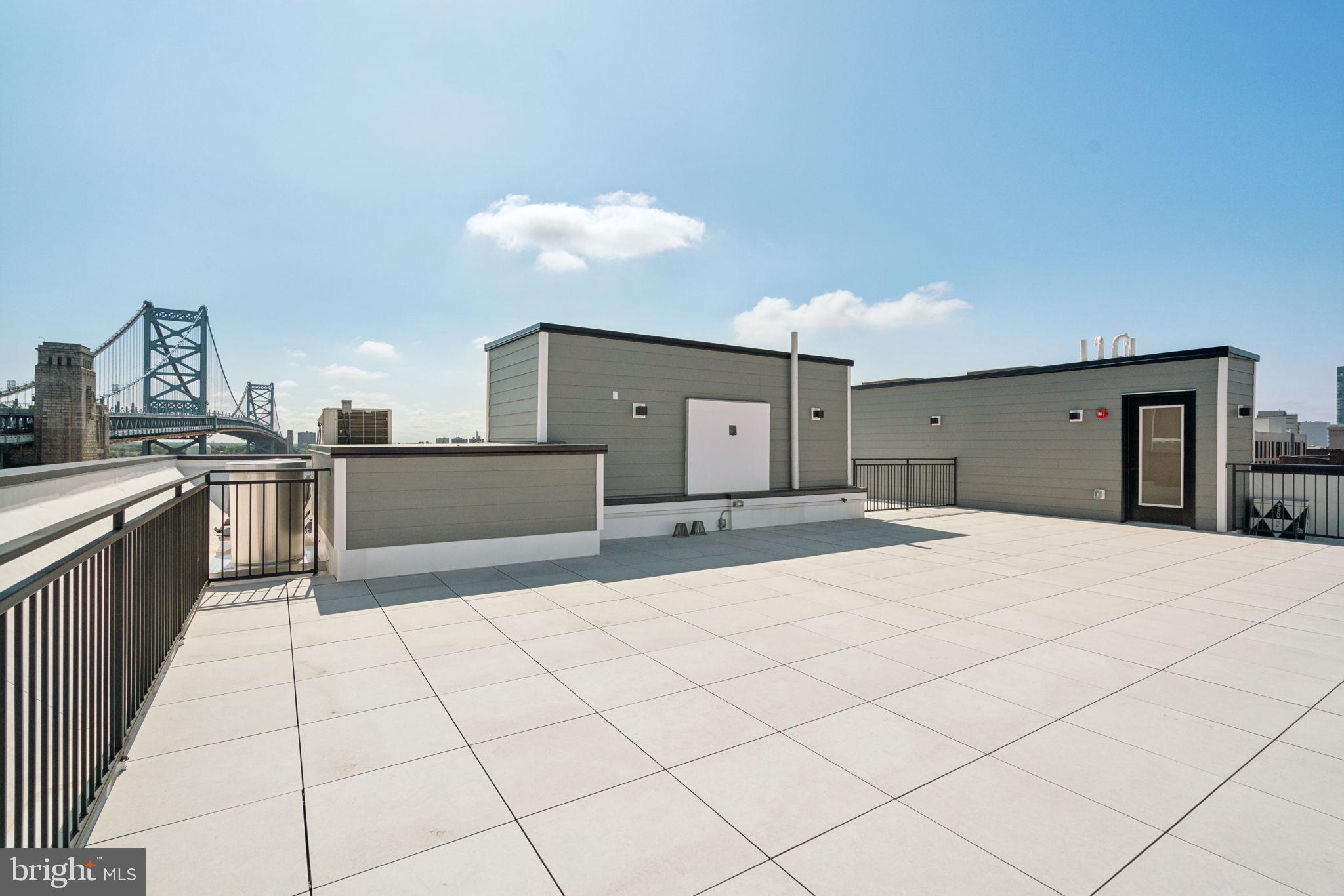 OLD CITY - Residential