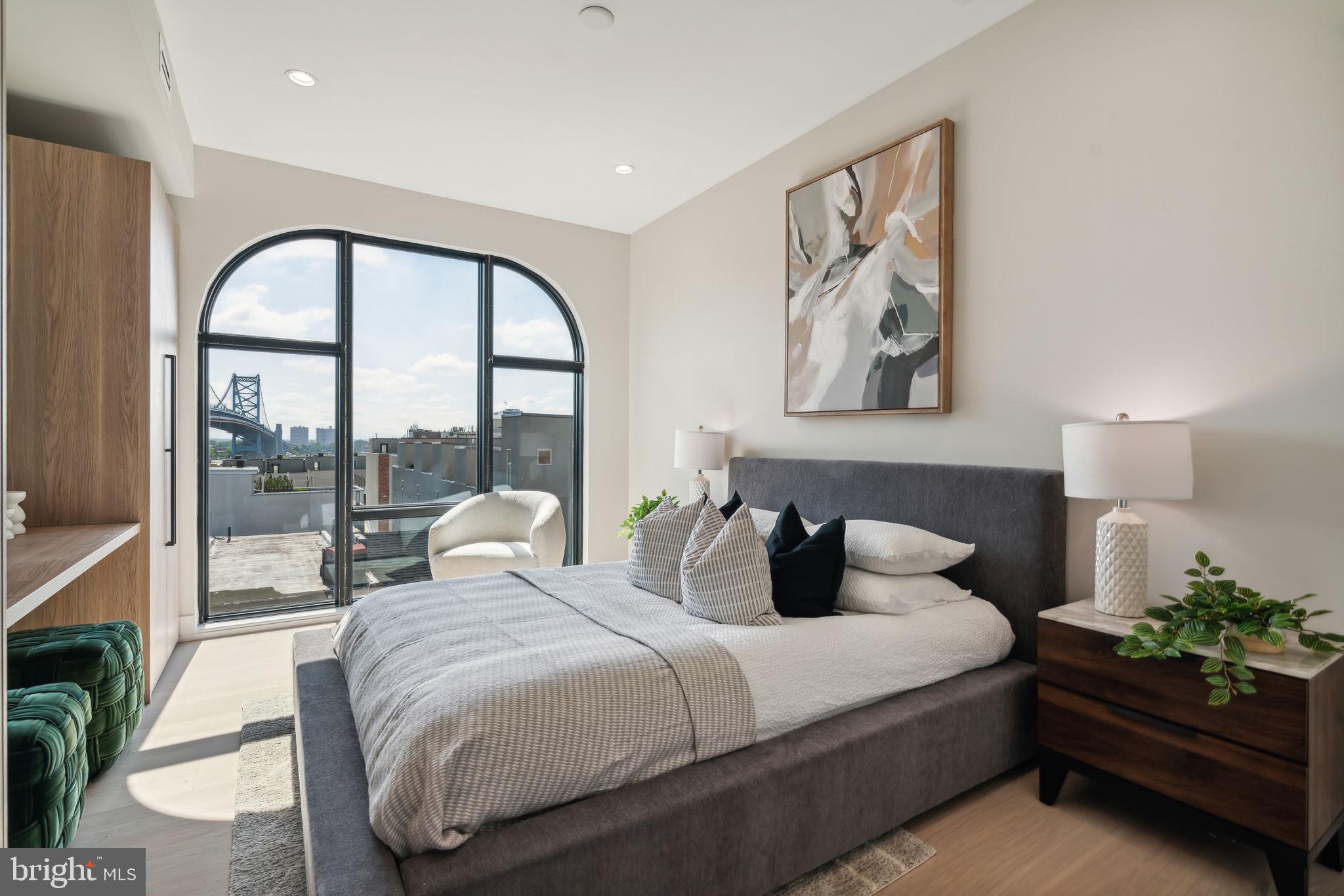 OLD CITY - Residential