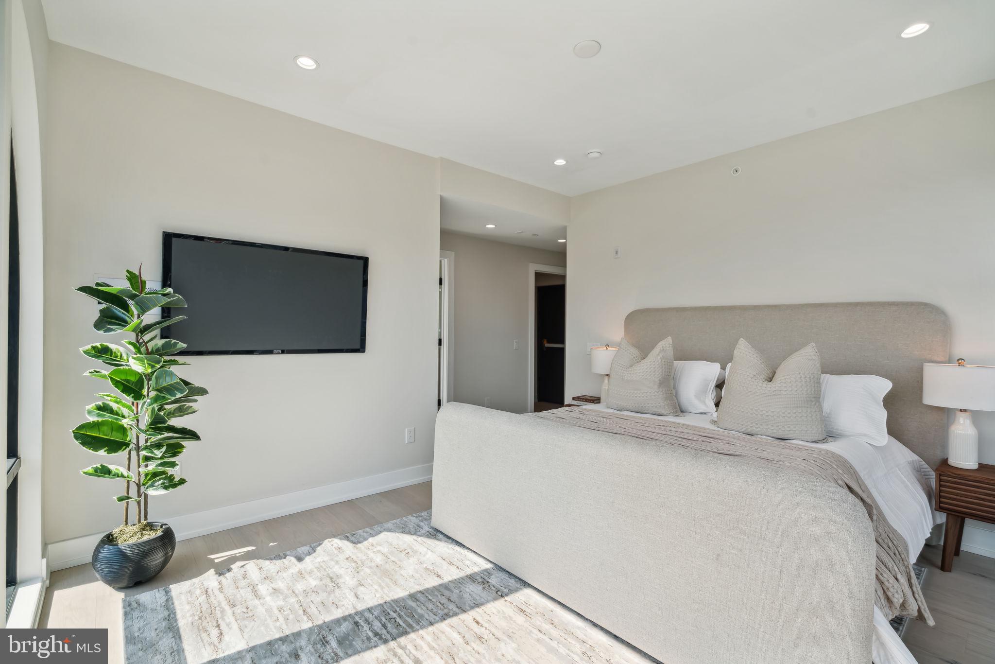 OLD CITY - Residential