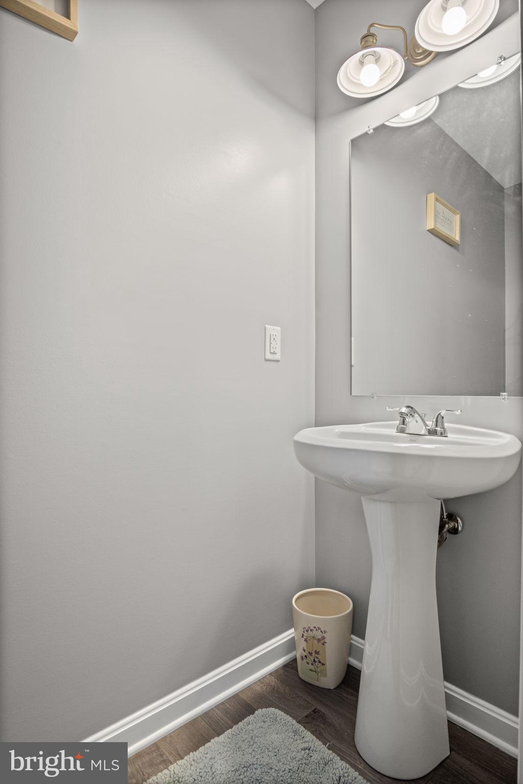 BROOKSIDE - Residential