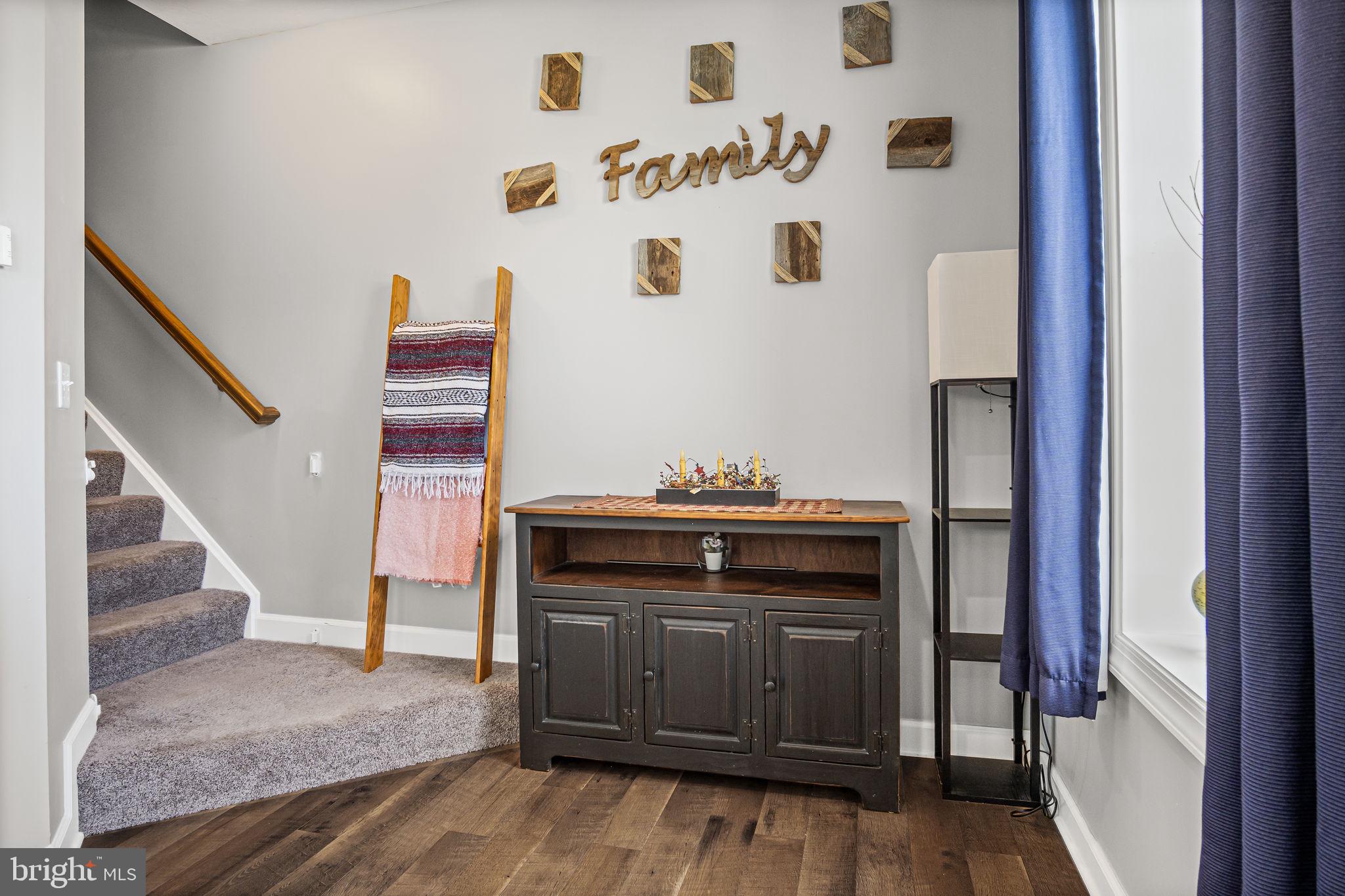 BROOKSIDE - Residential