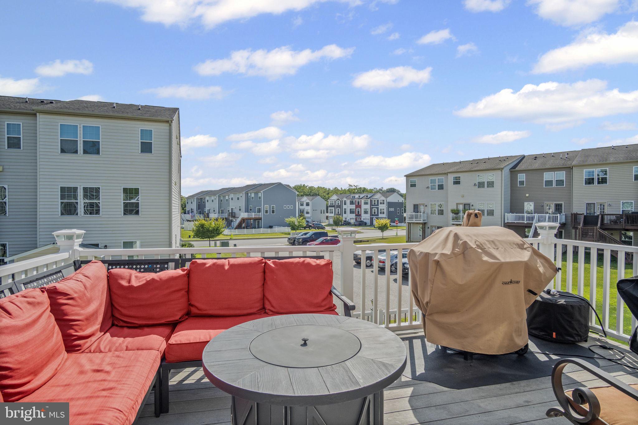 BROOKSIDE - Residential