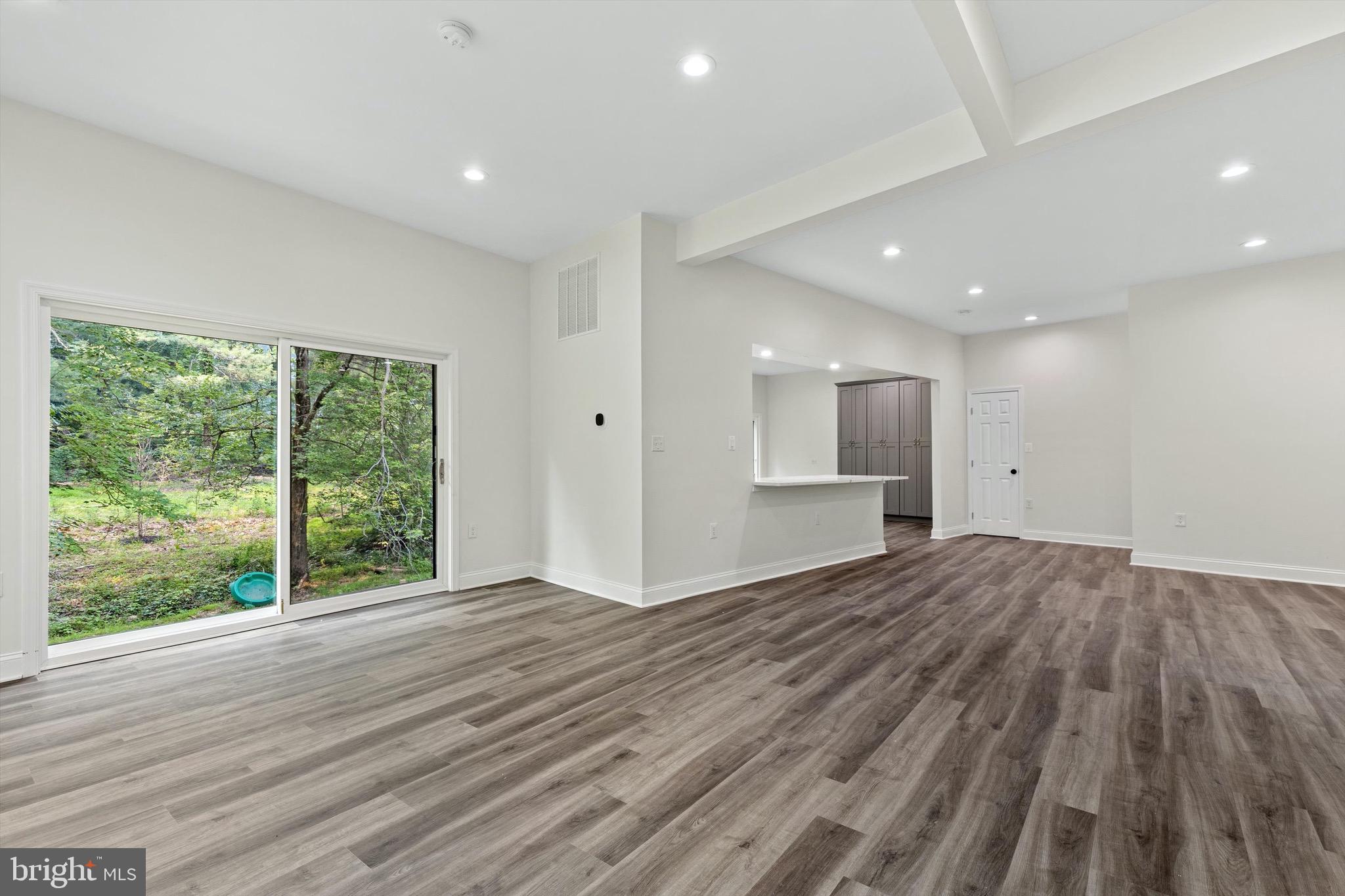 PENDERWOOD - Residential Lease