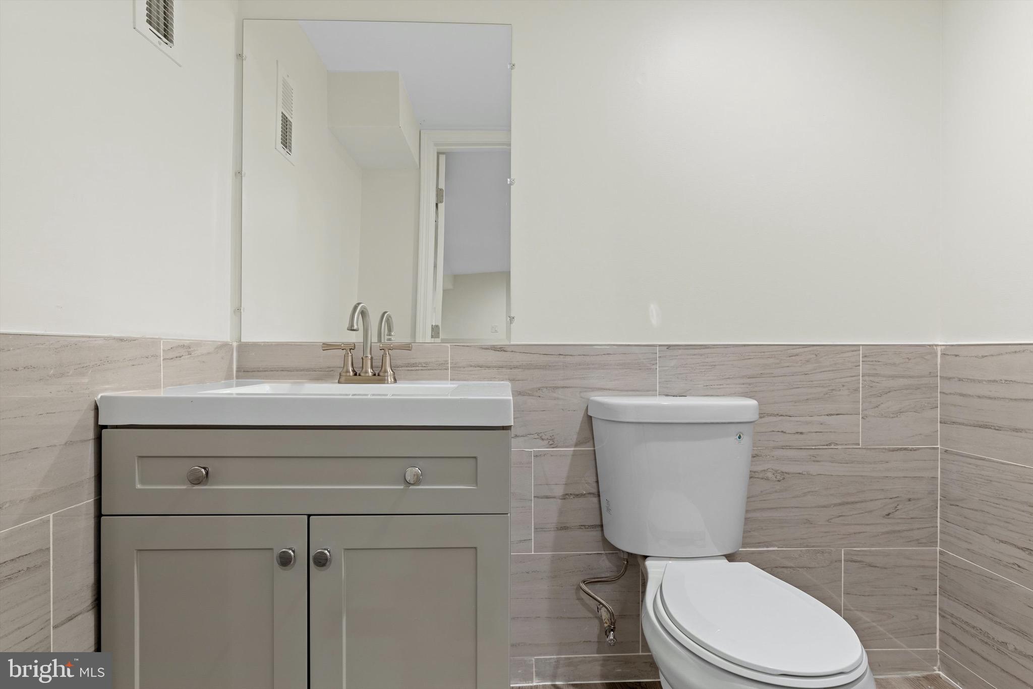 PENDERWOOD - Residential Lease