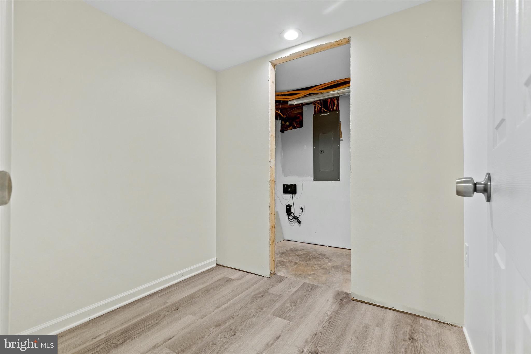 PENDERWOOD - Residential Lease