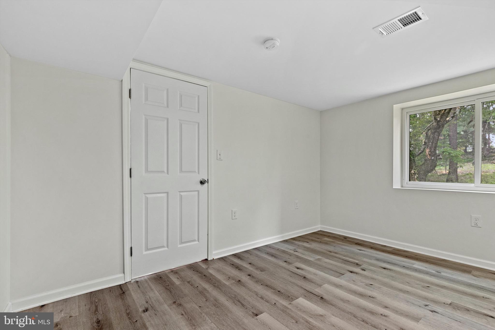 PENDERWOOD - Residential Lease