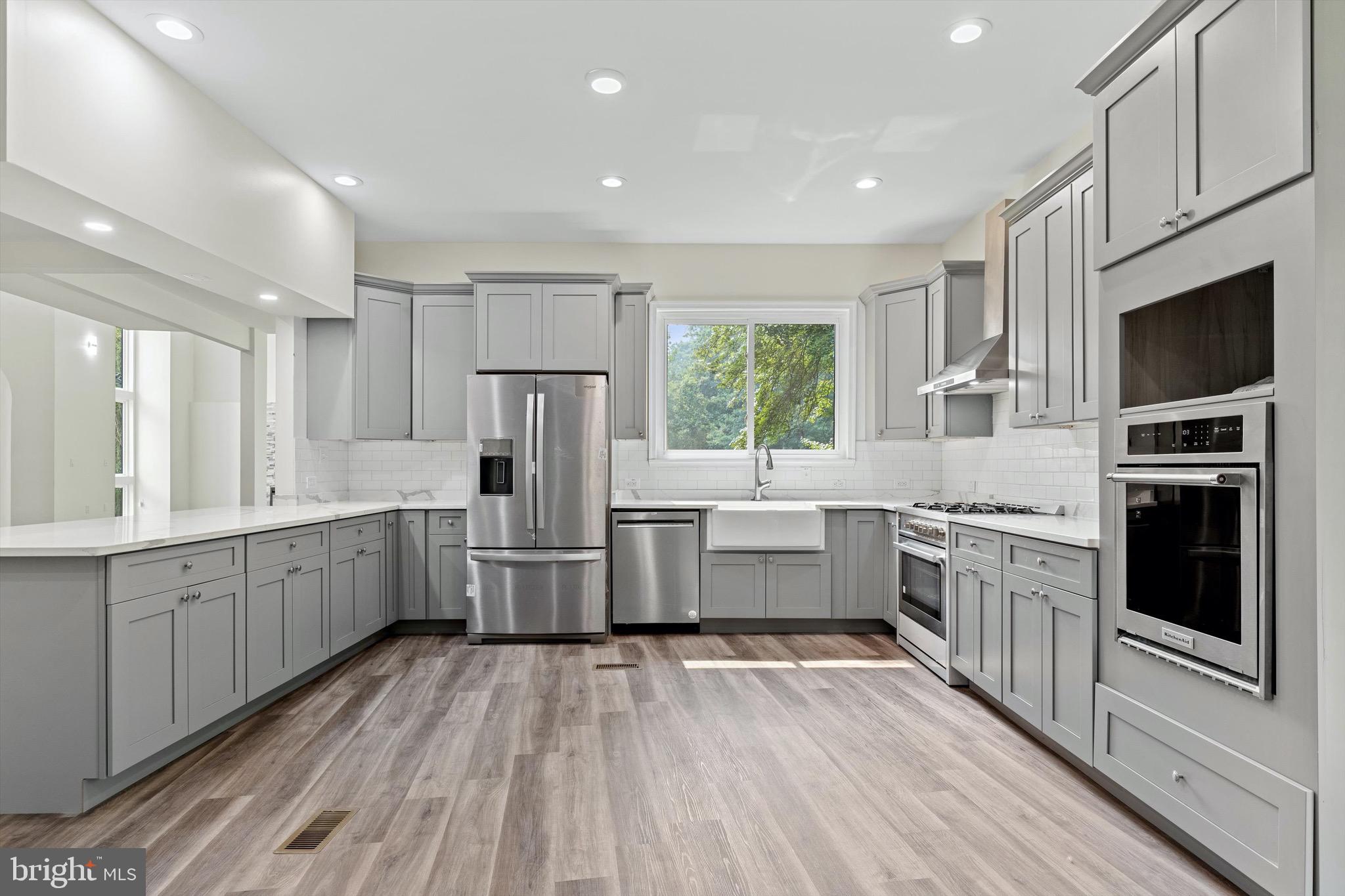 PENDERWOOD - Residential Lease