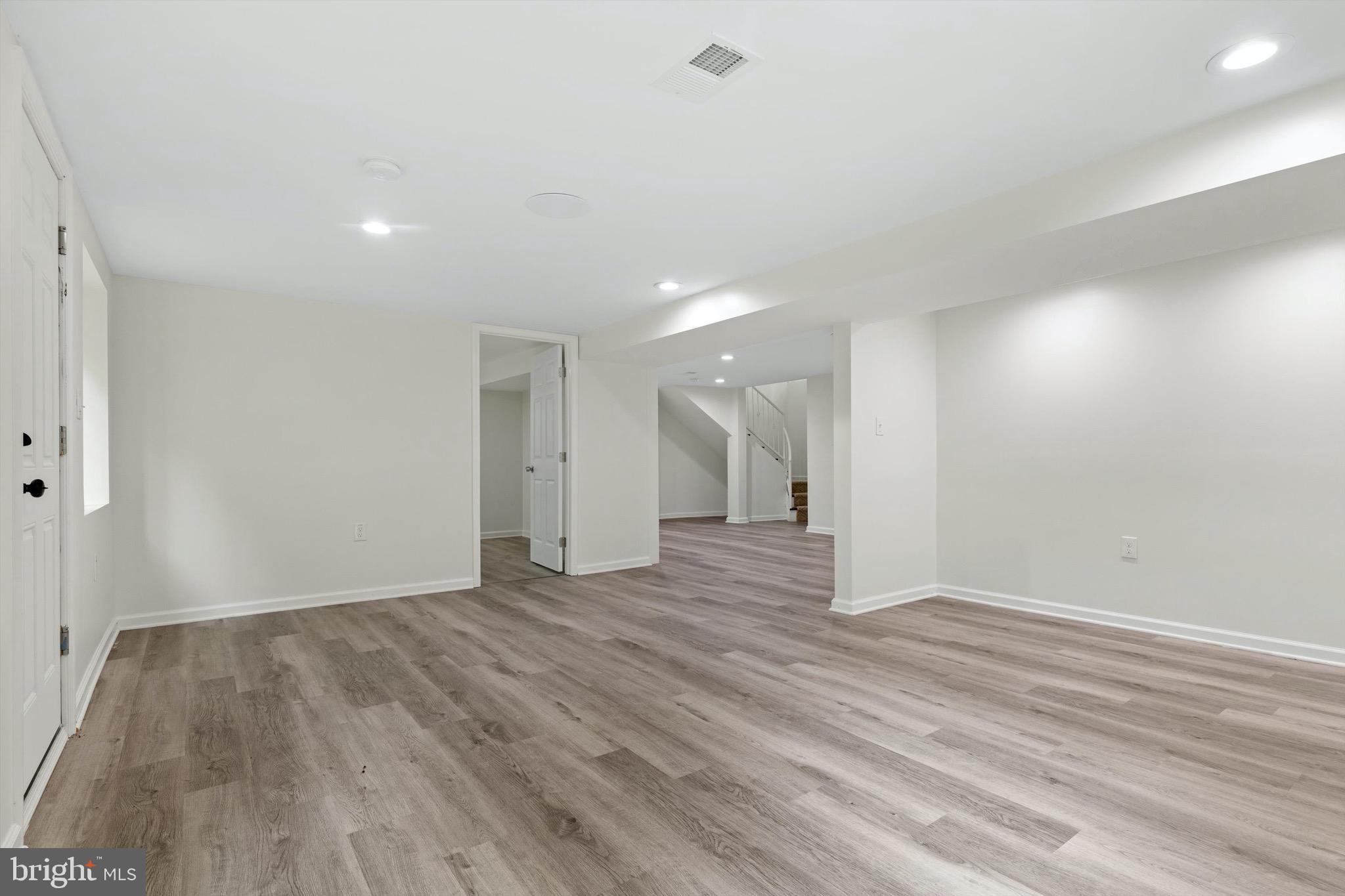 PENDERWOOD - Residential Lease