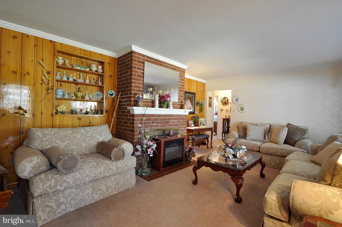 COLCHESTER - Residential