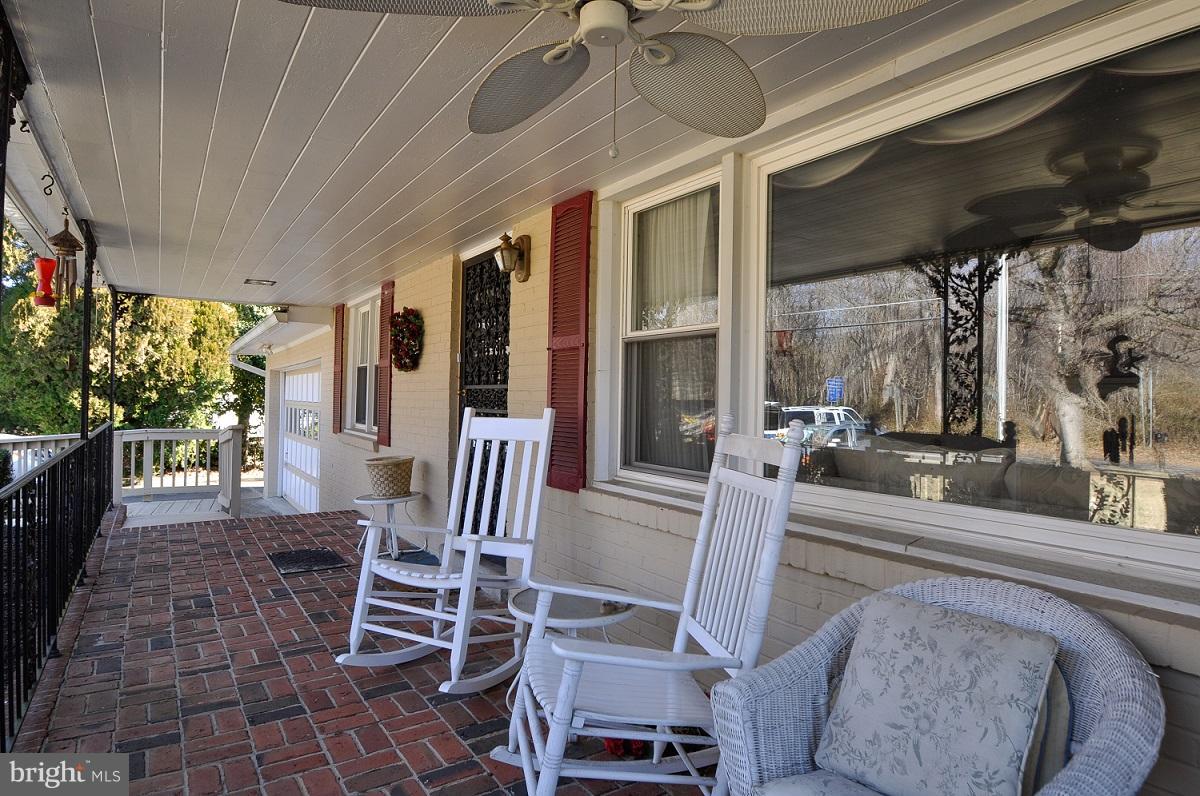 COLCHESTER - Residential