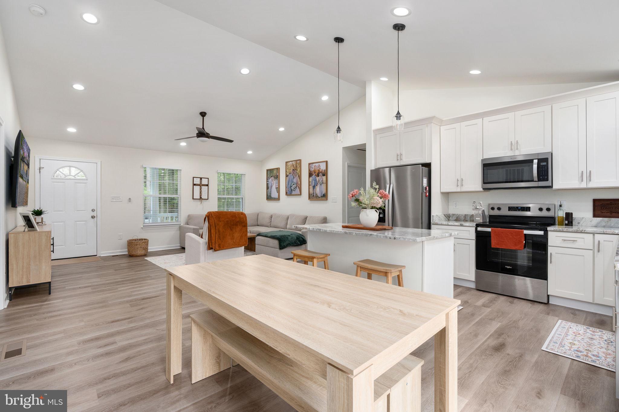 PLACID BAY ESTATES - Residential