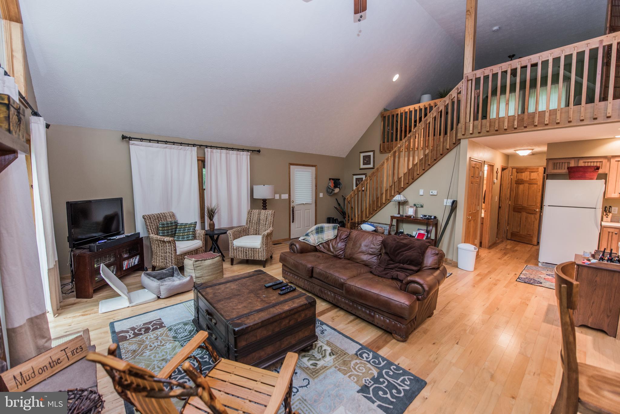 VOS MOUNTAIN - Residential