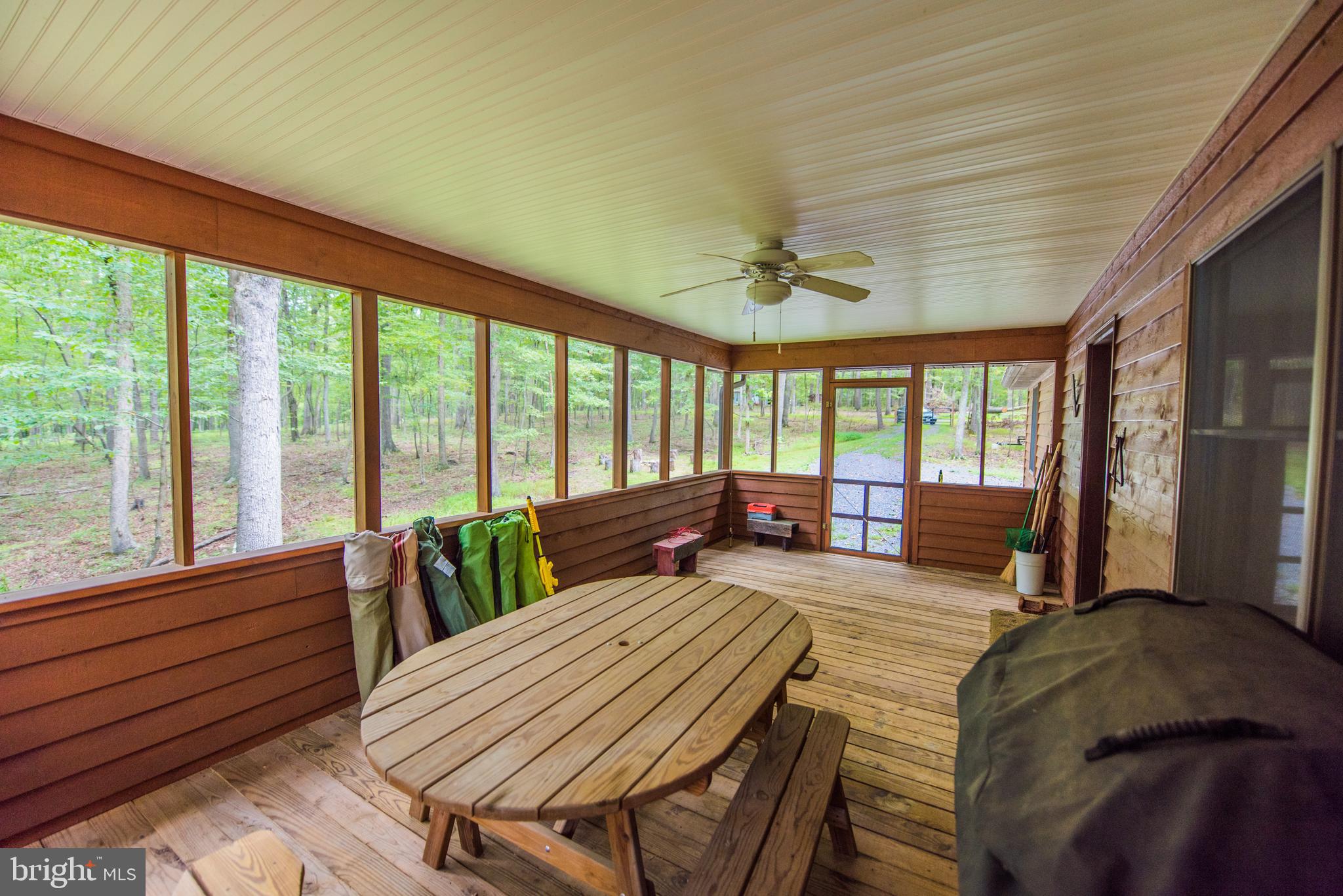 VOS MOUNTAIN - Residential