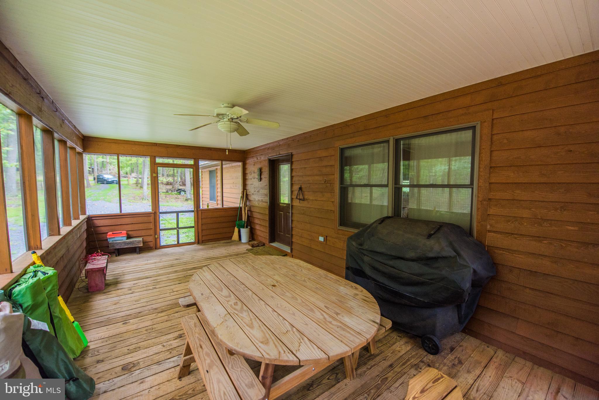 VOS MOUNTAIN - Residential