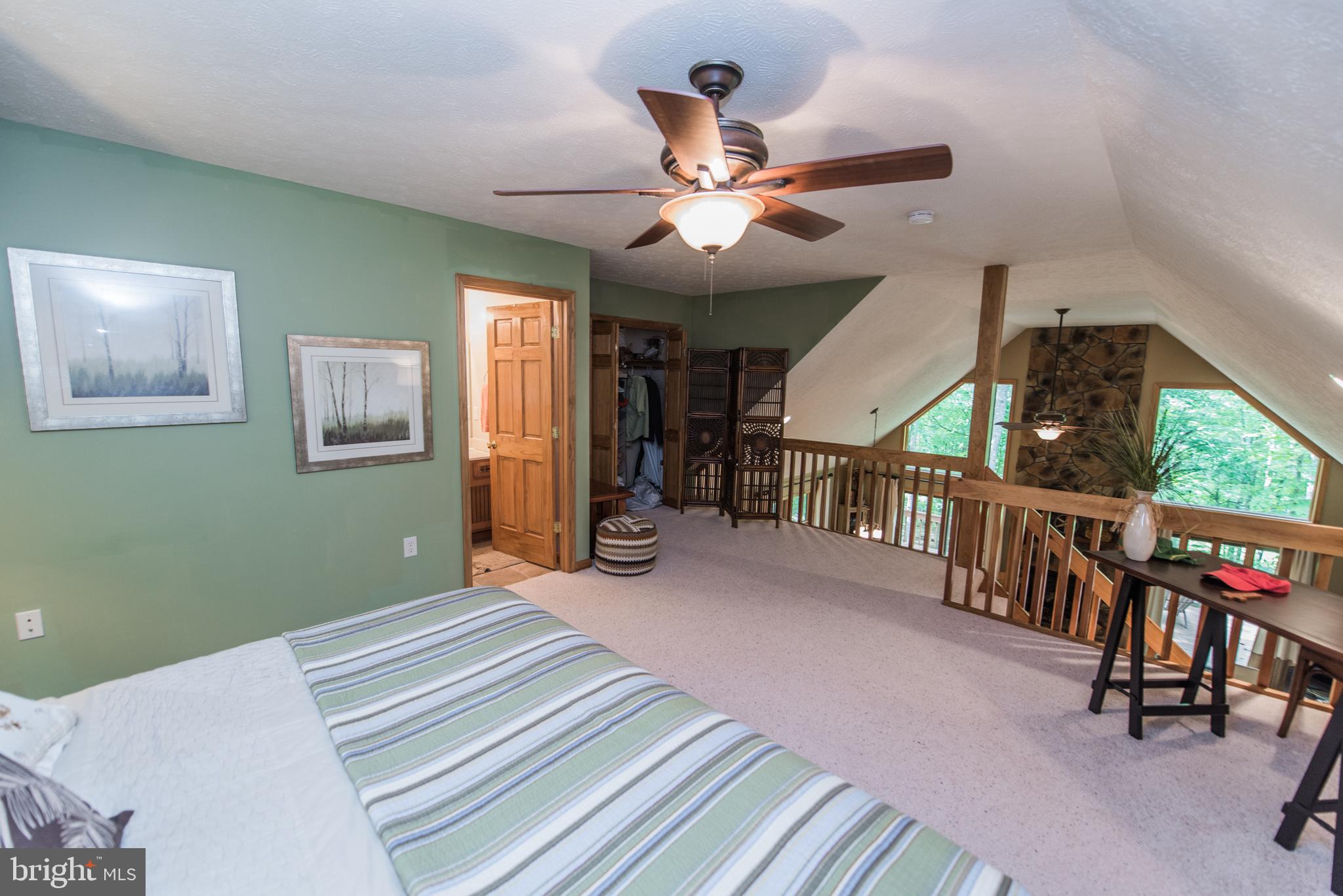 VOS MOUNTAIN - Residential