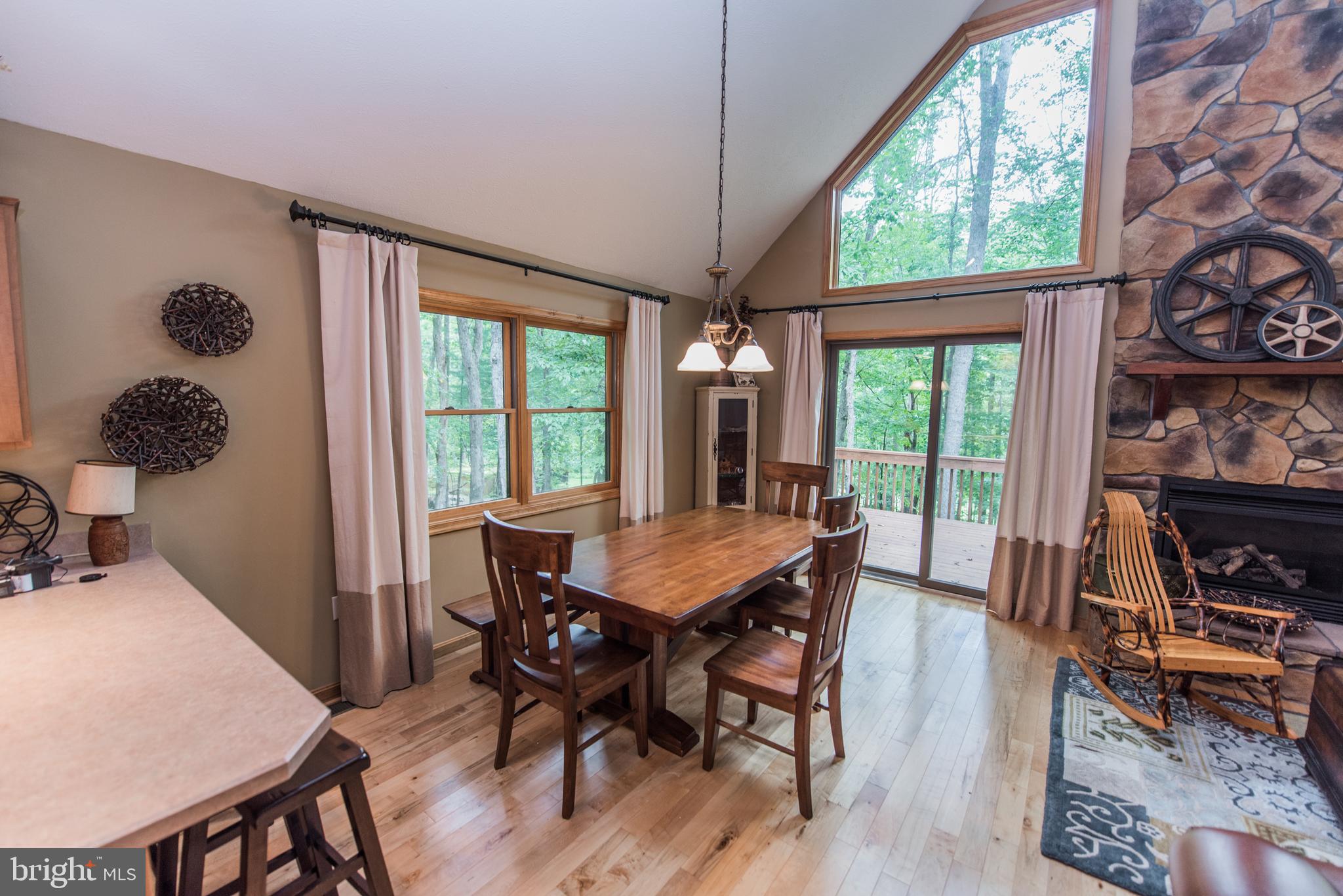 VOS MOUNTAIN - Residential