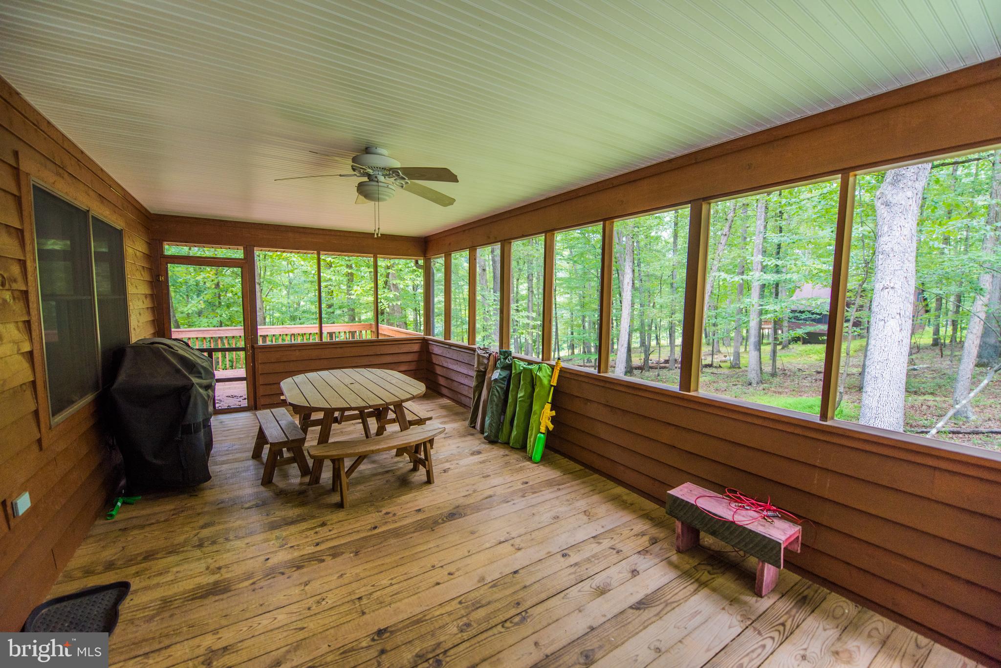 VOS MOUNTAIN - Residential