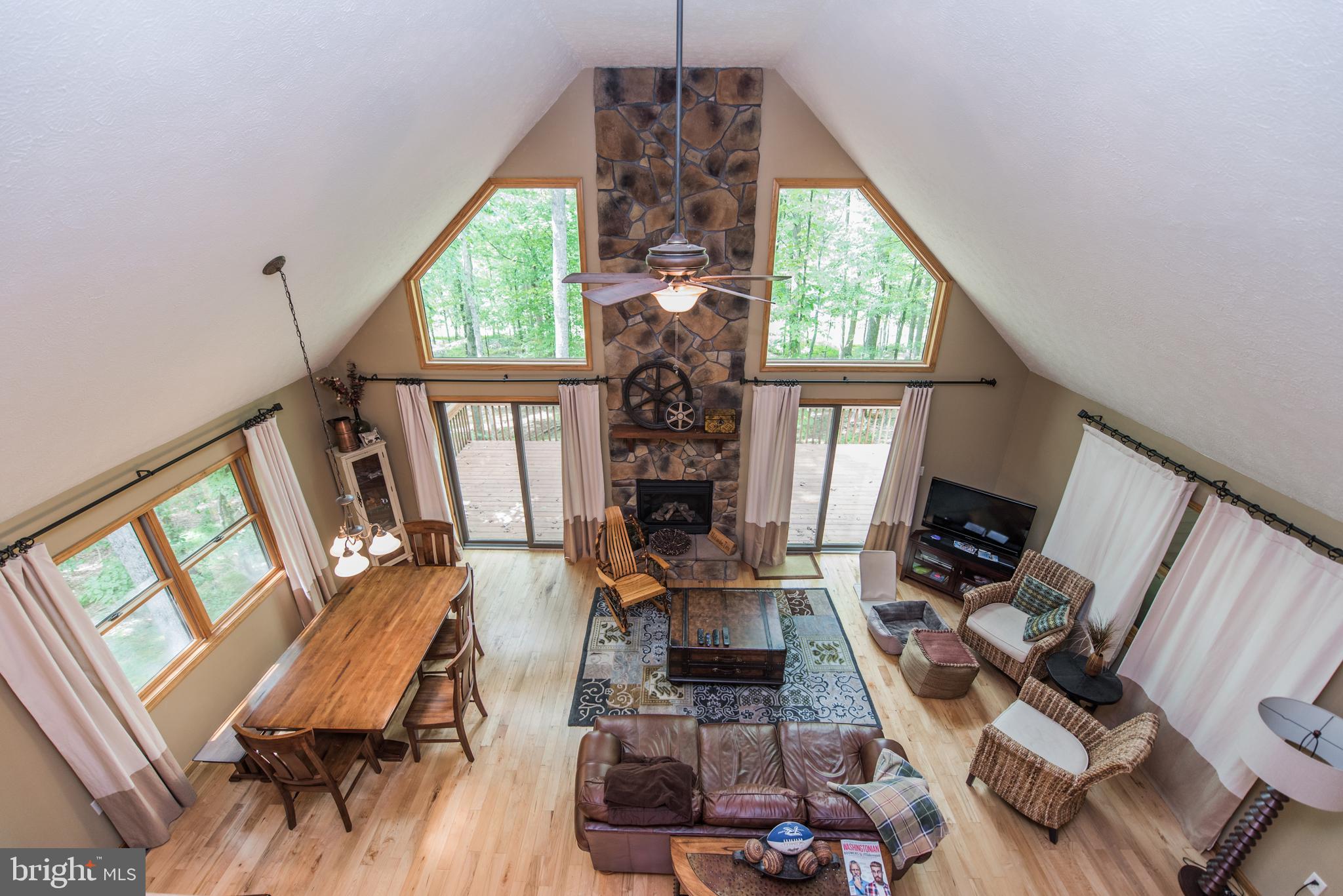 VOS MOUNTAIN - Residential