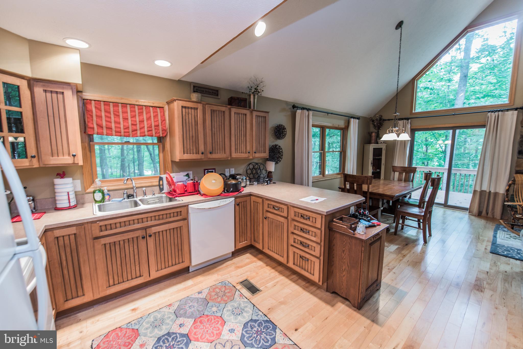 VOS MOUNTAIN - Residential