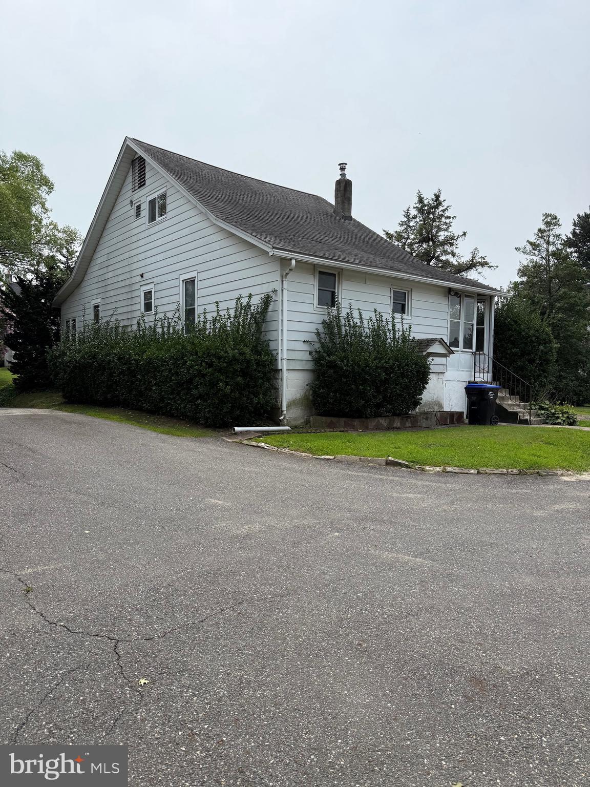 1016 MEETINGHOUSE ROAD