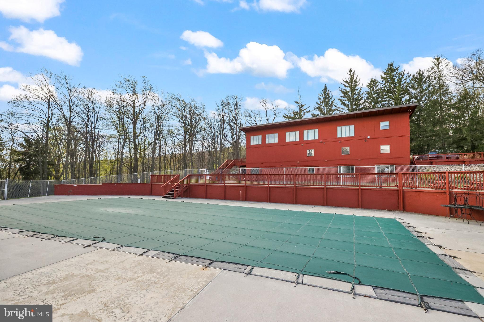 HIGH KNOB - Residential