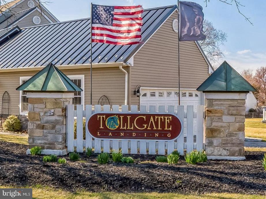 TOLLGATE LANDING - Residential