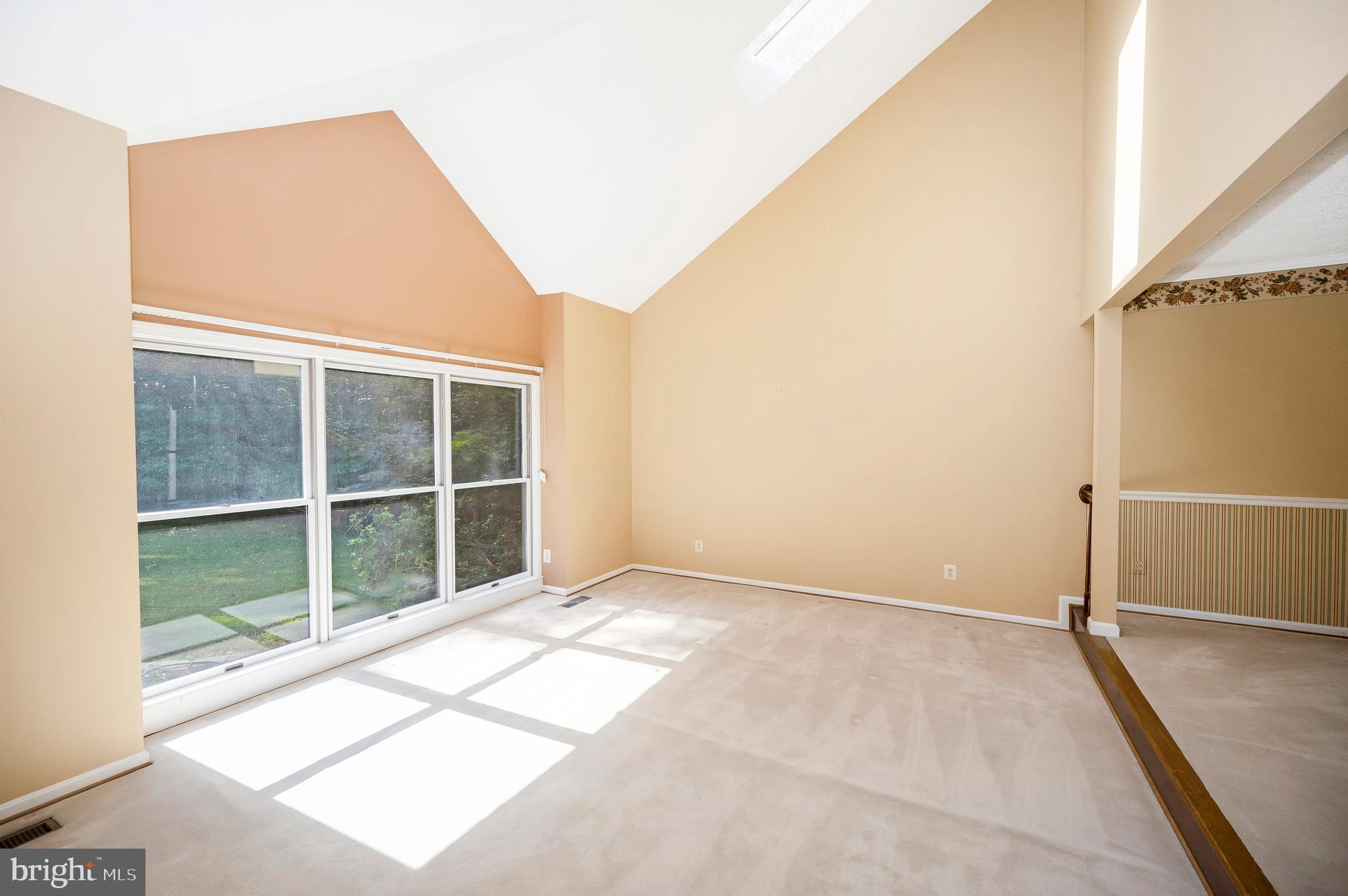 5599 SMALL OAK COURT