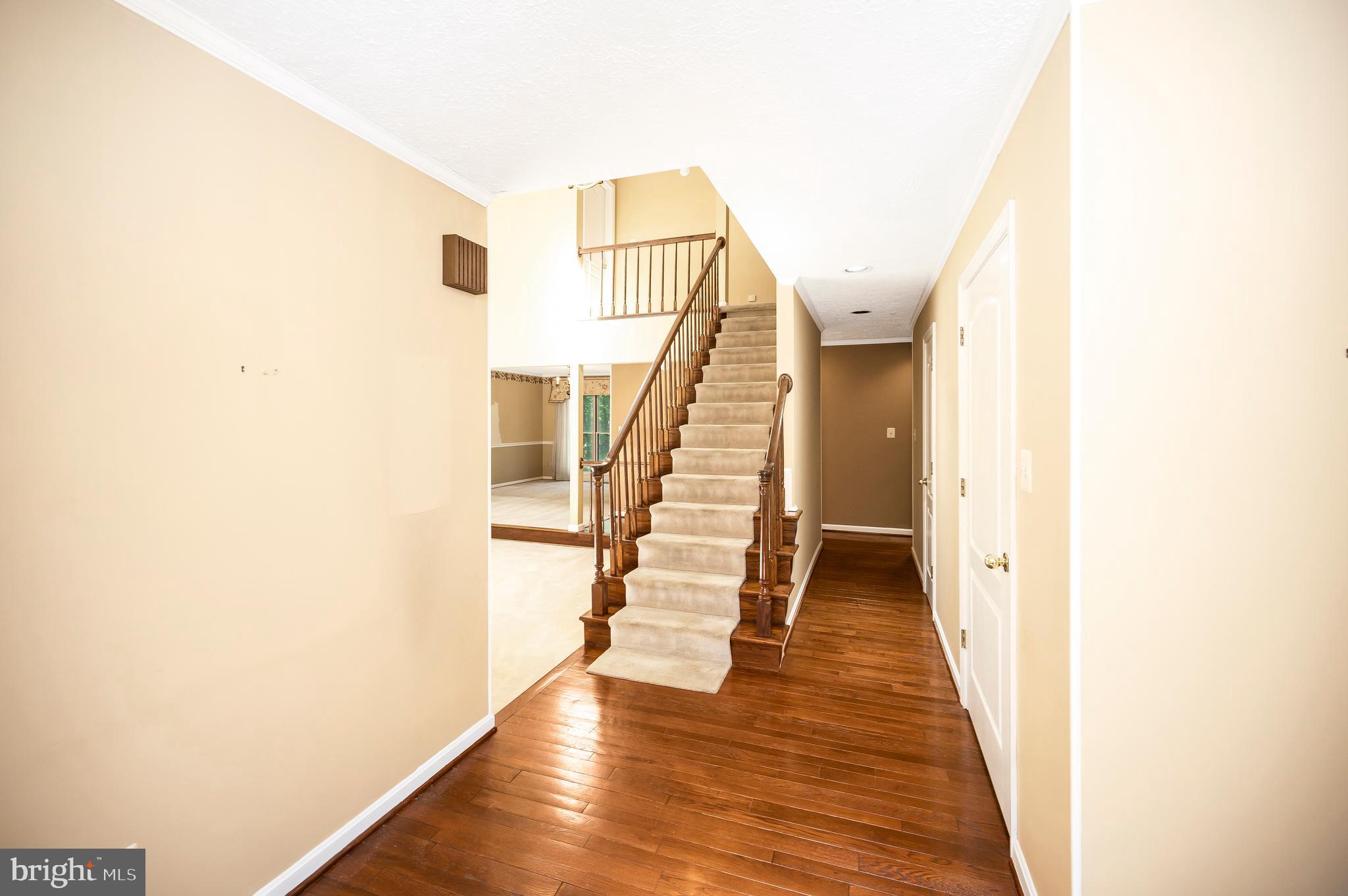 5599 SMALL OAK COURT