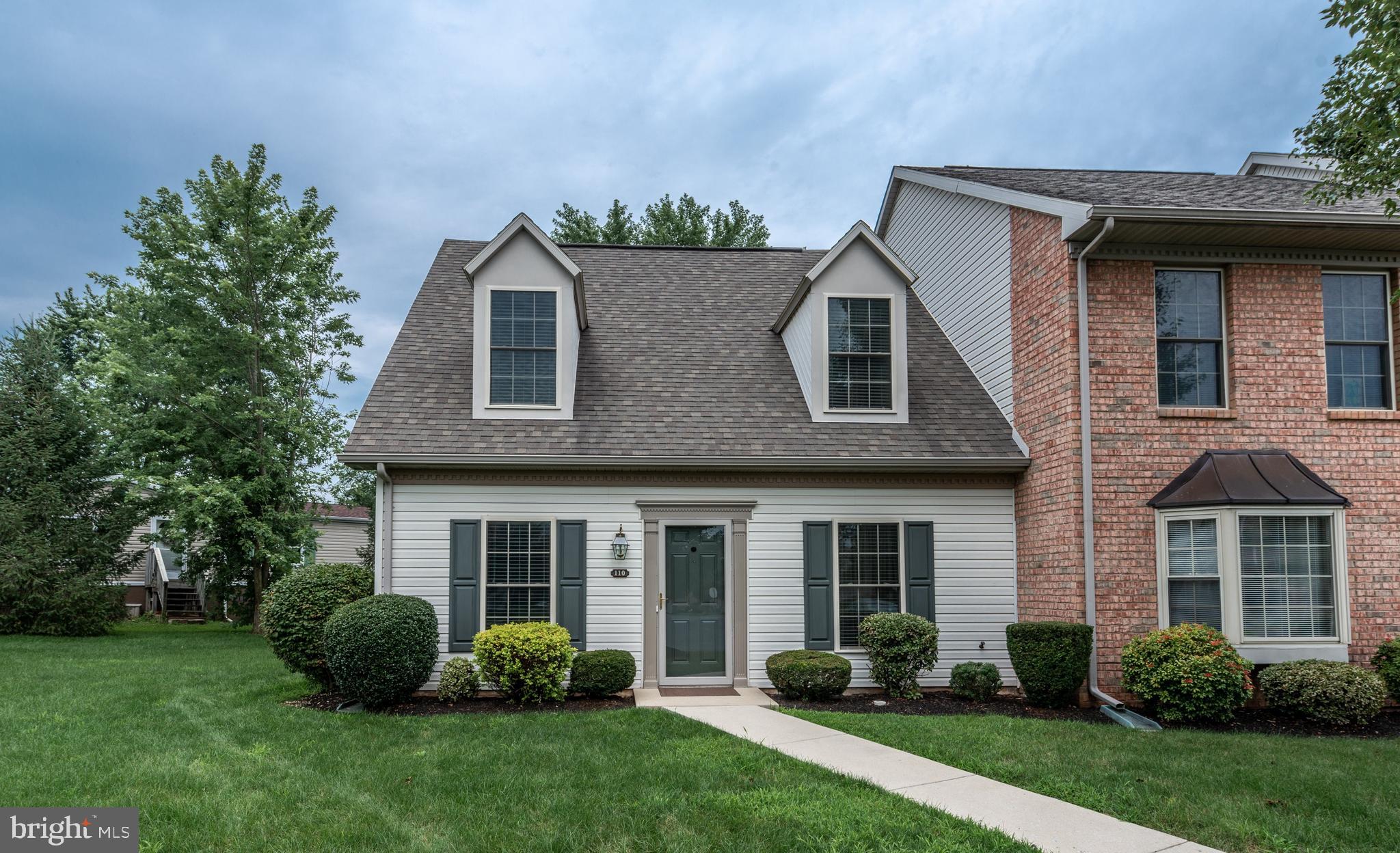 MELBOURNE PLACE - Residential