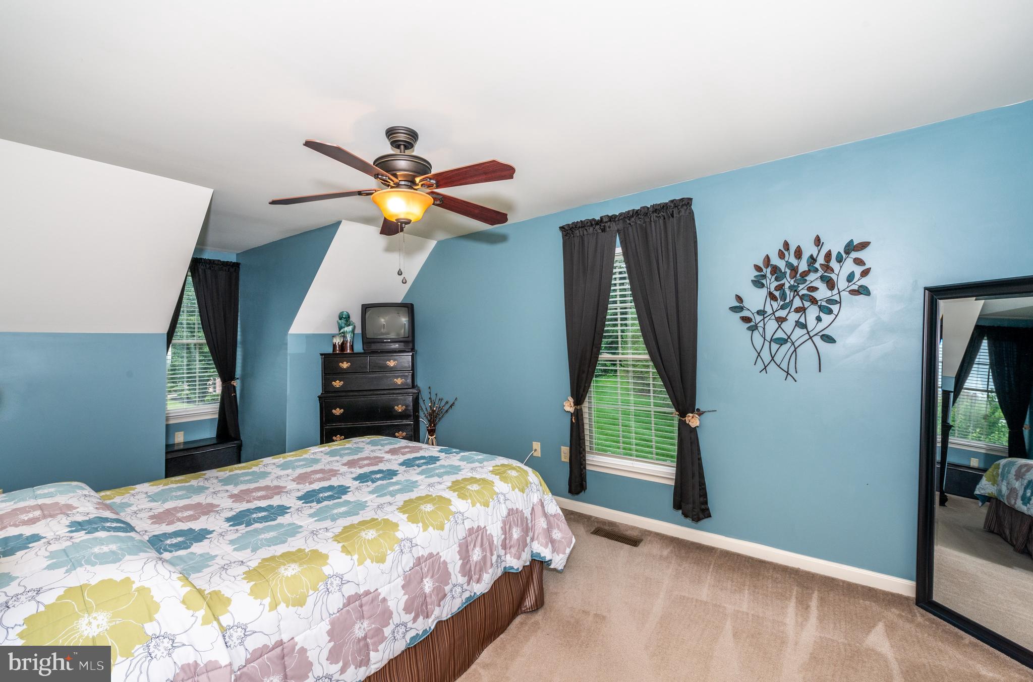 MELBOURNE PLACE - Residential