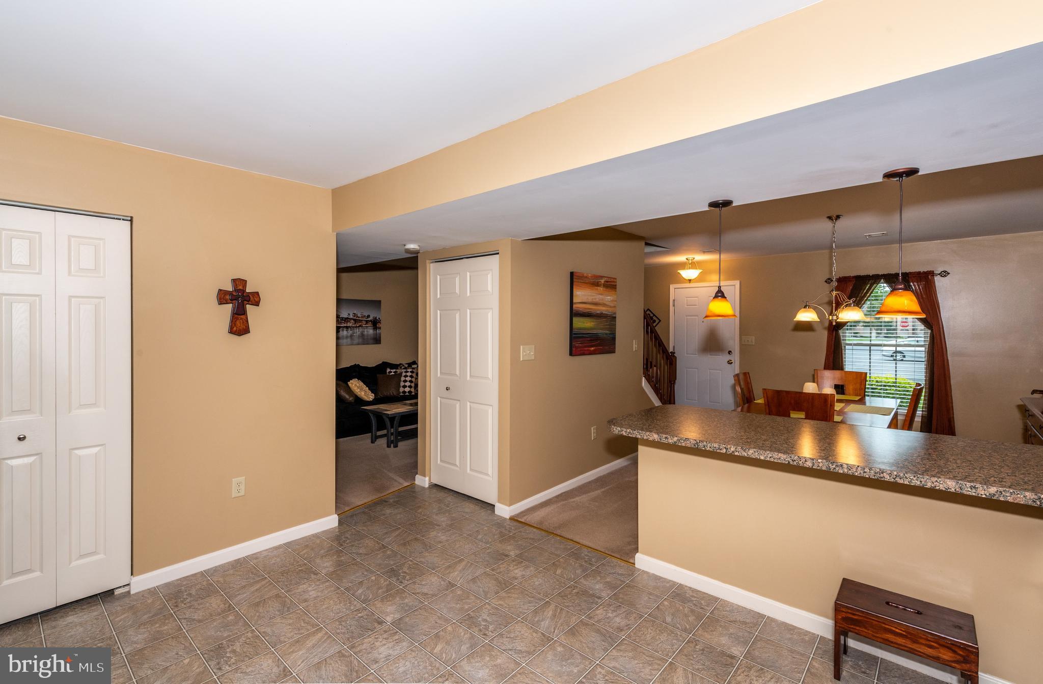 MELBOURNE PLACE - Residential