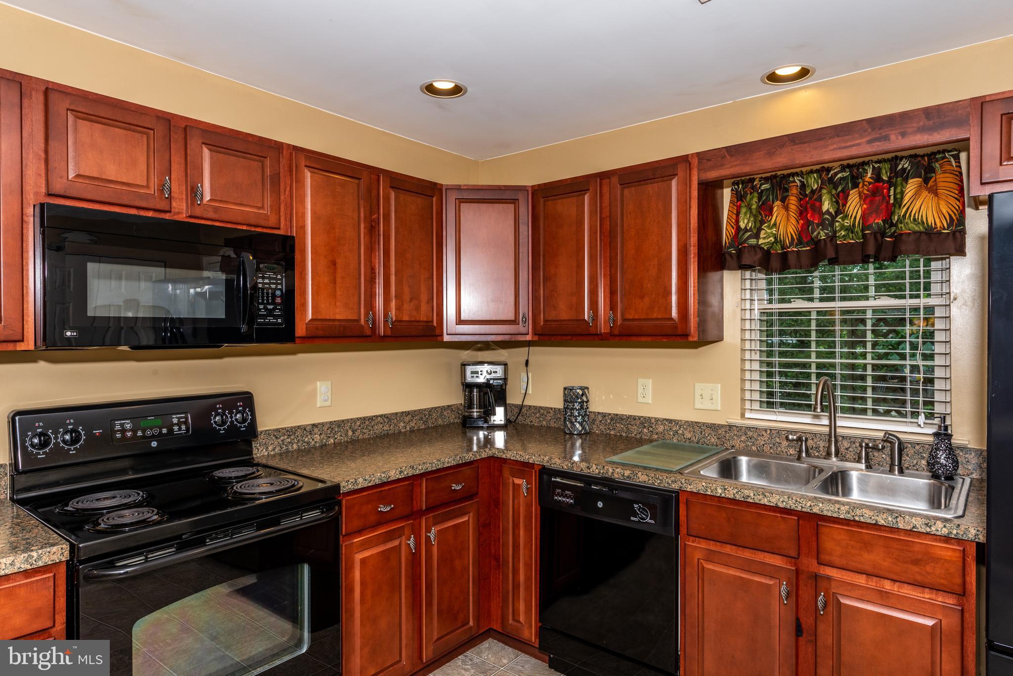 MELBOURNE PLACE - Residential