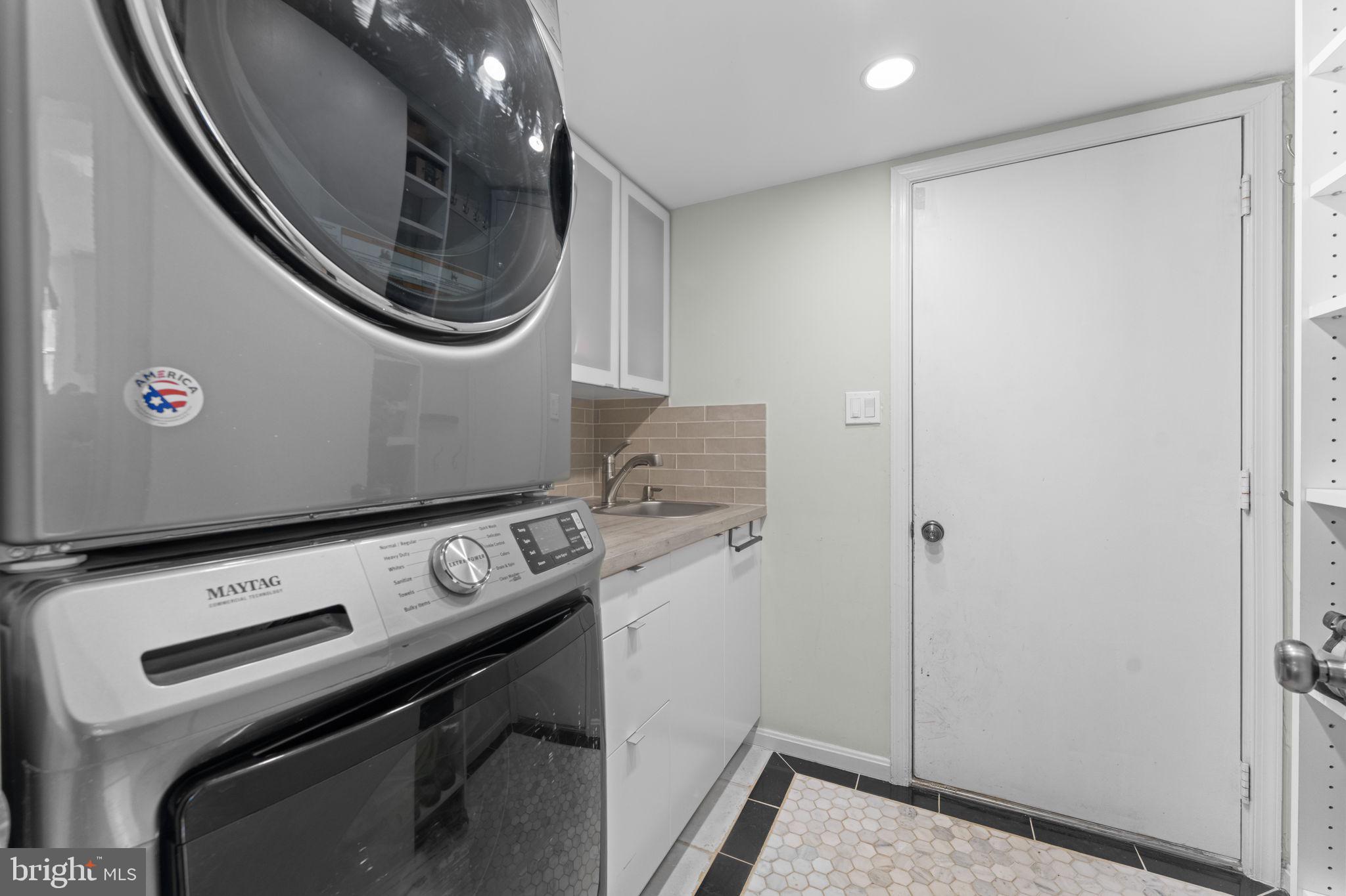 RIVERVIEW ESTATES - Residential