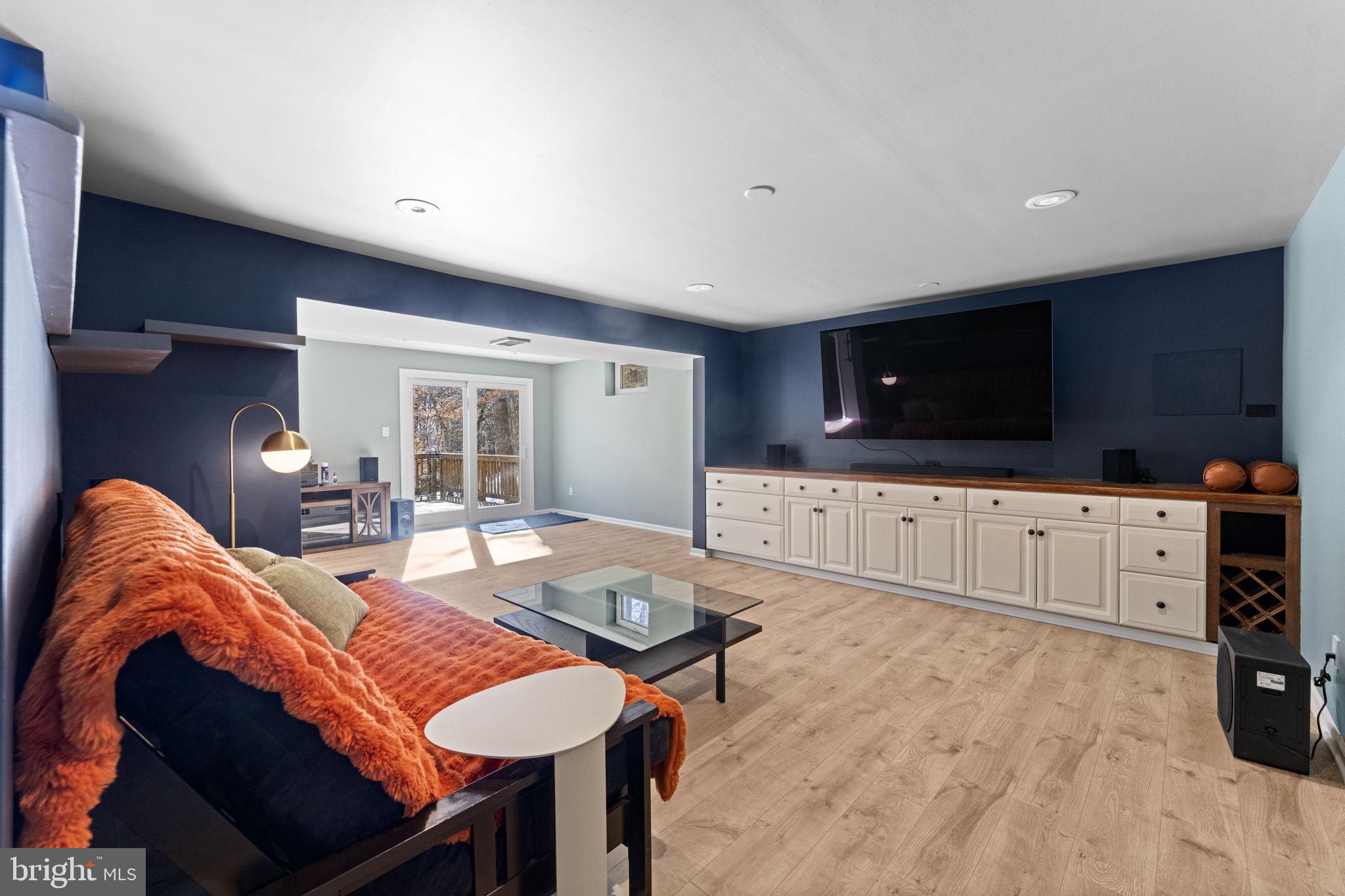 RIVERVIEW ESTATES - Residential