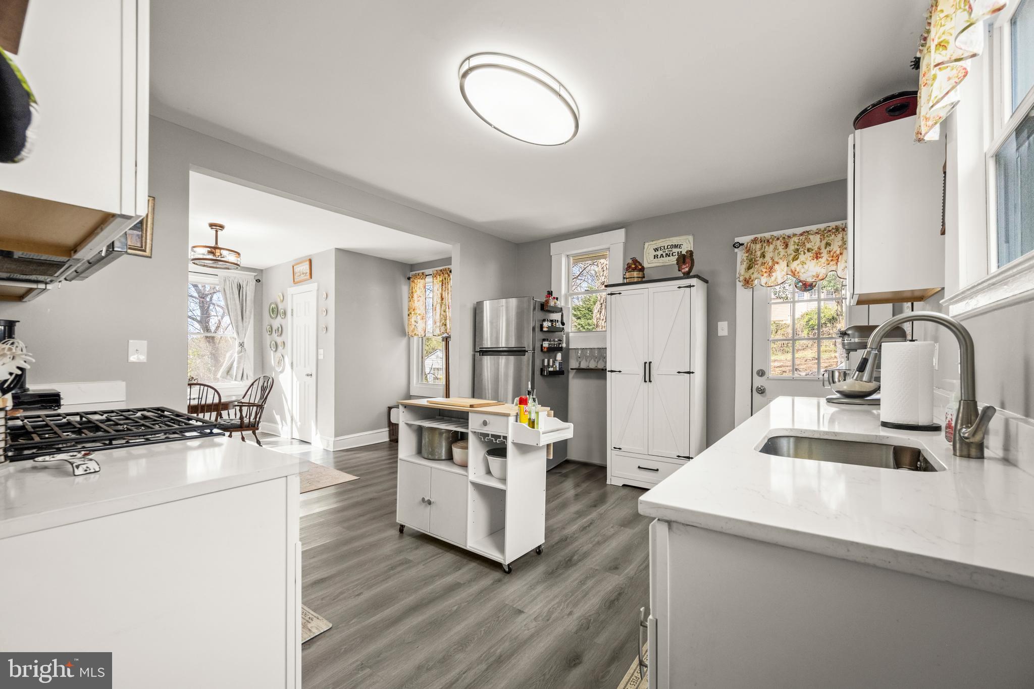 HOLMEHURST - Residential