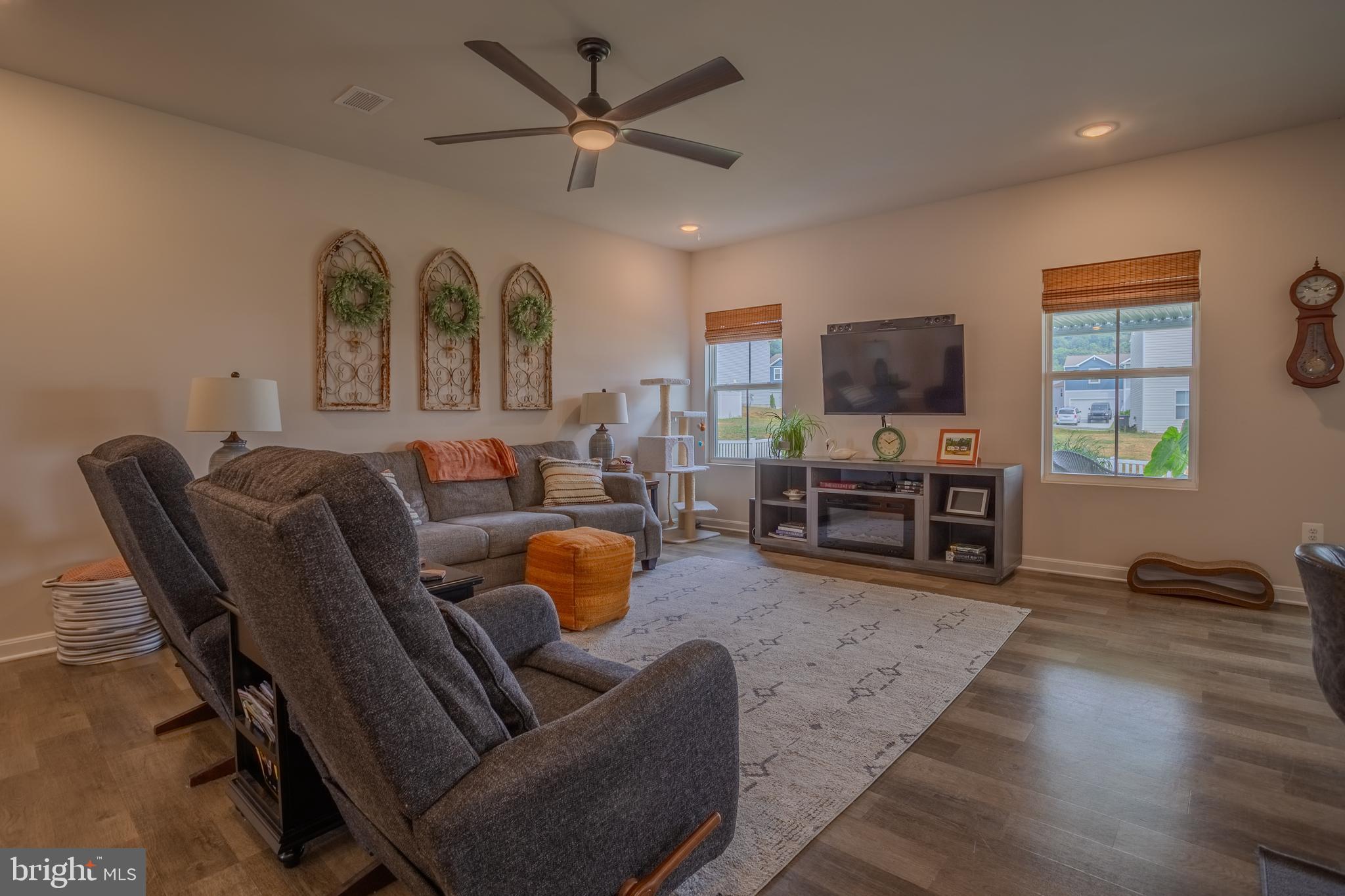 DILLON FARM - Residential