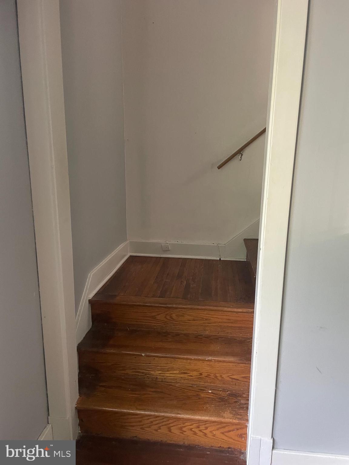 WEST SIDE - Residential