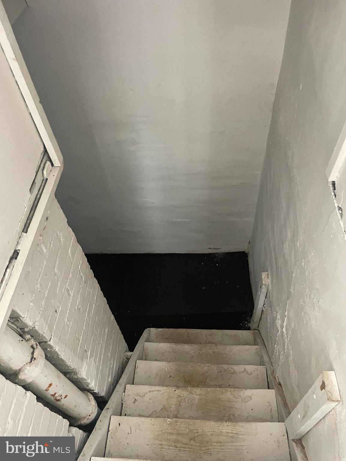 WEST SIDE - Residential