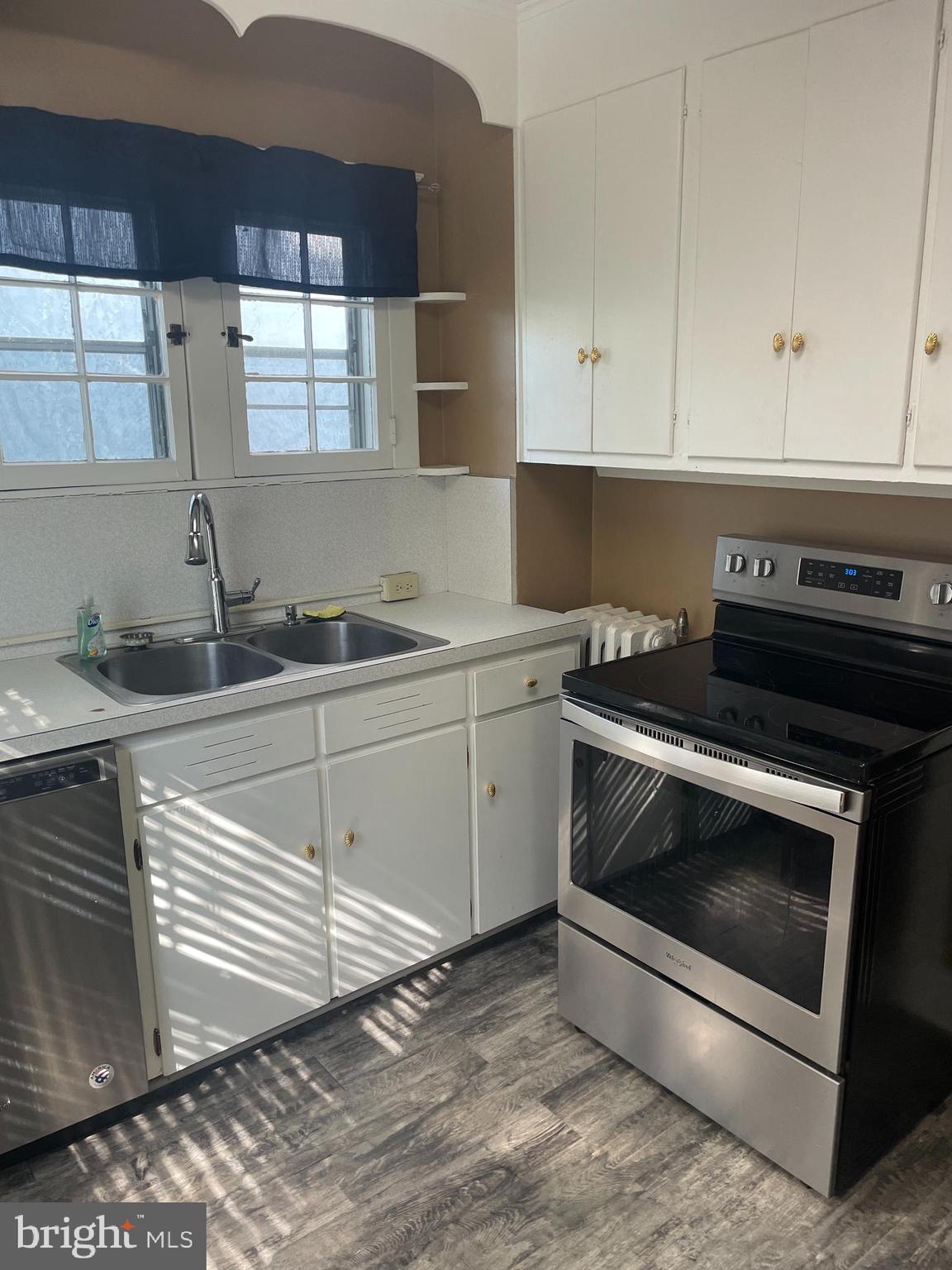 WEST SIDE - Residential