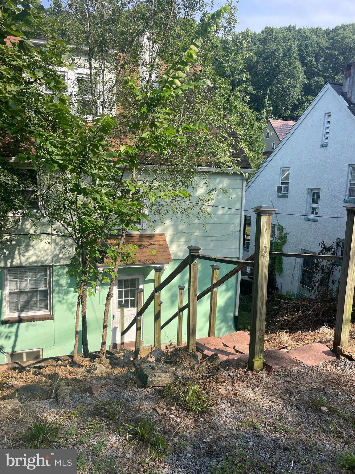 WEST SIDE - Residential