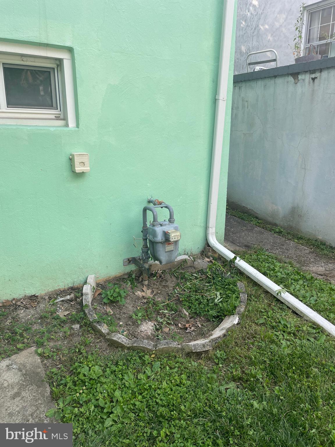 WEST SIDE - Residential