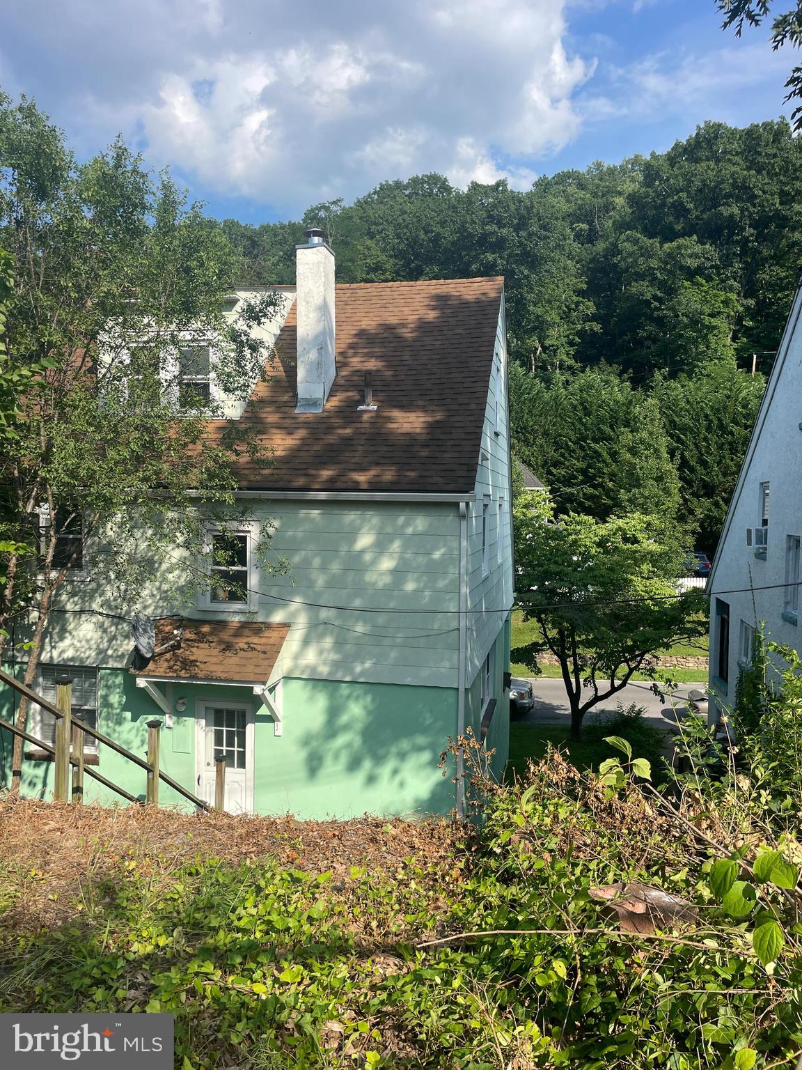 WEST SIDE - Residential